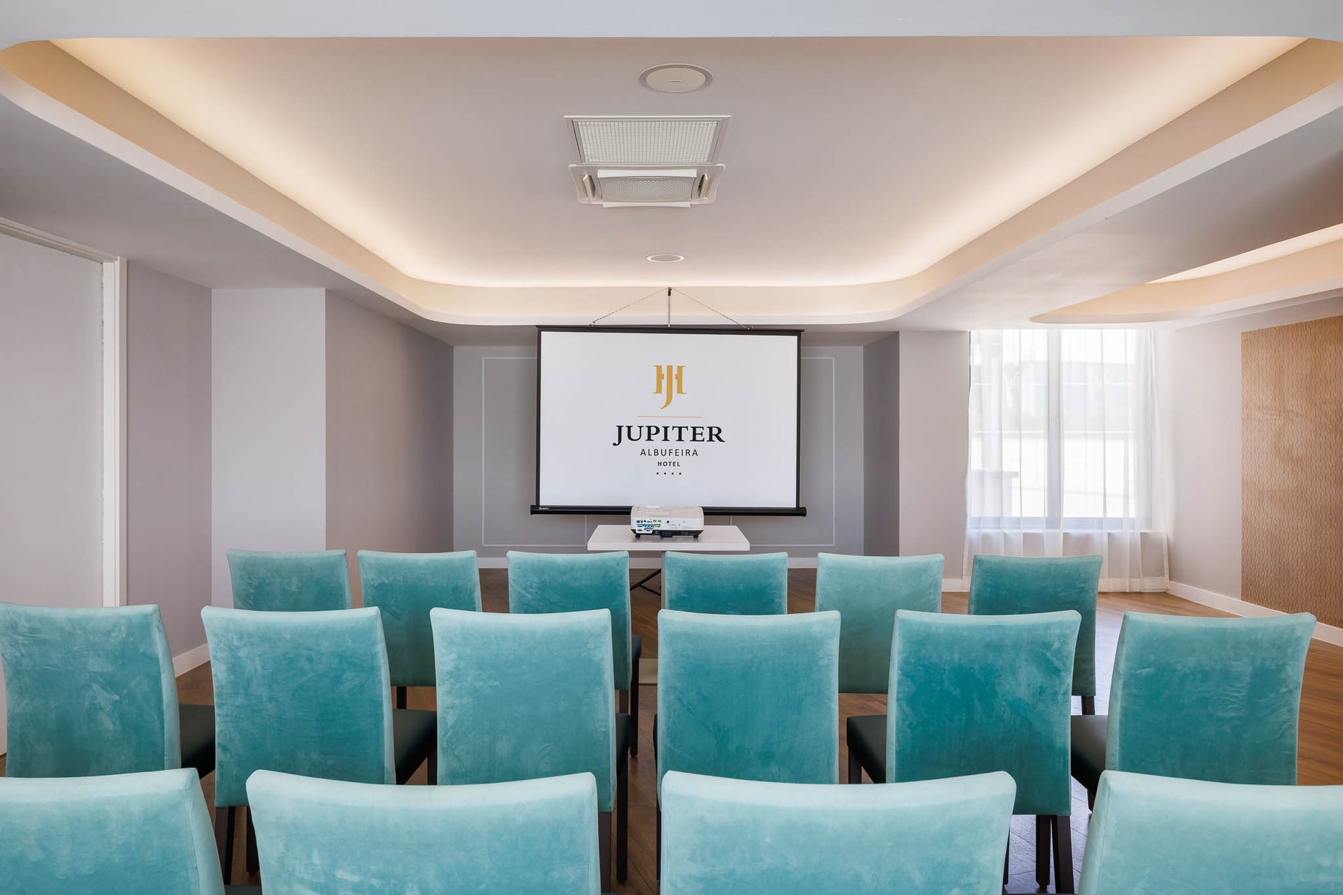 0d494fb1-4a3e-49ea-97e3-1e09c645f986