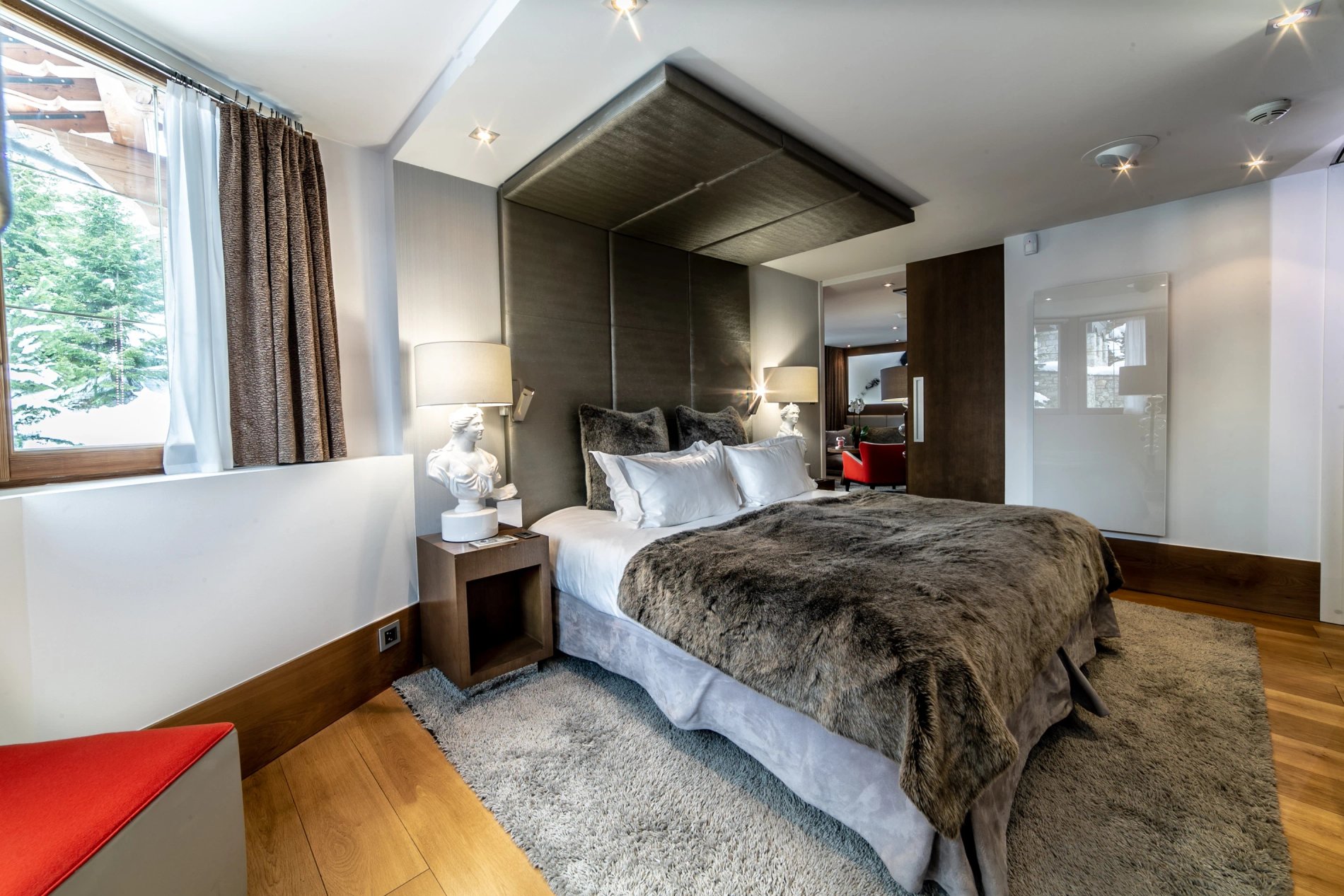 1590b46a-b83f-4b5e-b92c-7e183d34306e