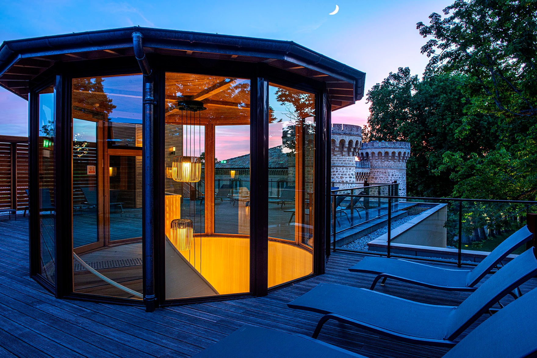 16784886-e392-4f54-a6b8-15da75589de1