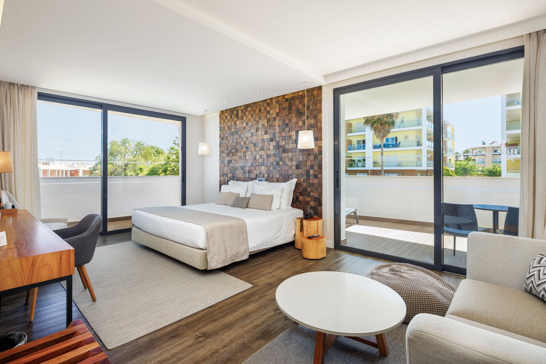 1c3962b5-cbdf-46fc-bca6-92310811c049