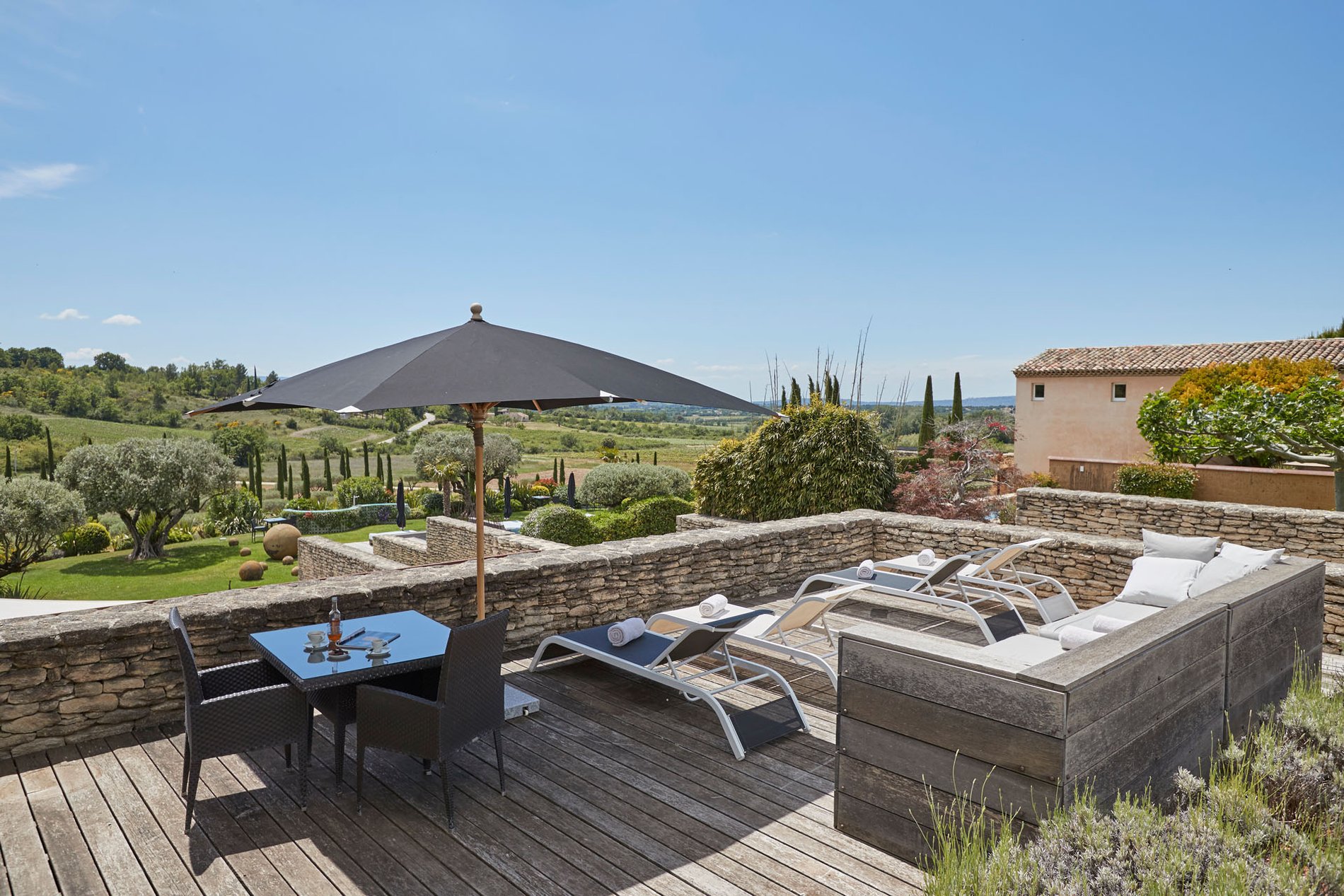 1df26bef-92ca-4f7d-8c60-2d57e82730f7