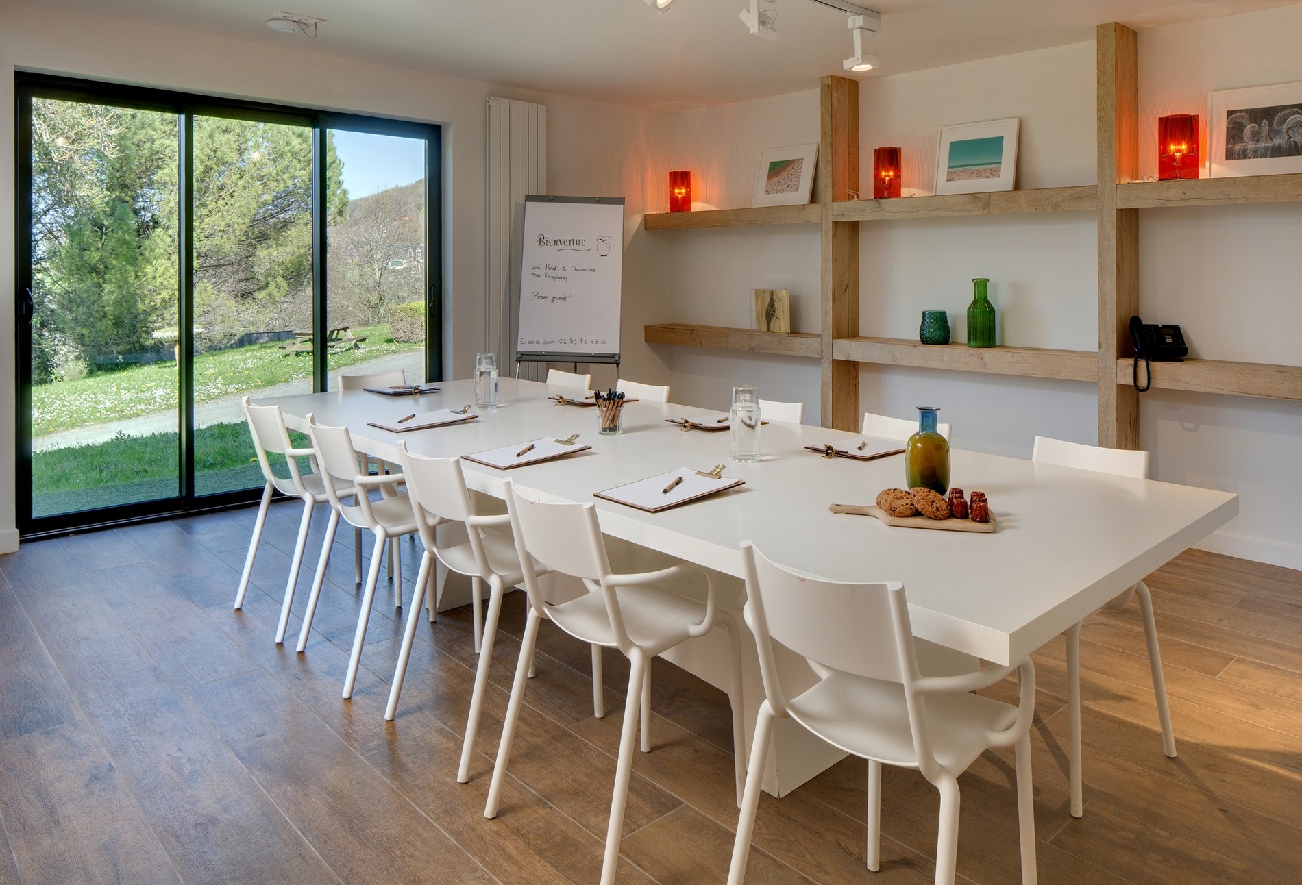 1e086575-ff5a-4d57-a193-4749ad134374