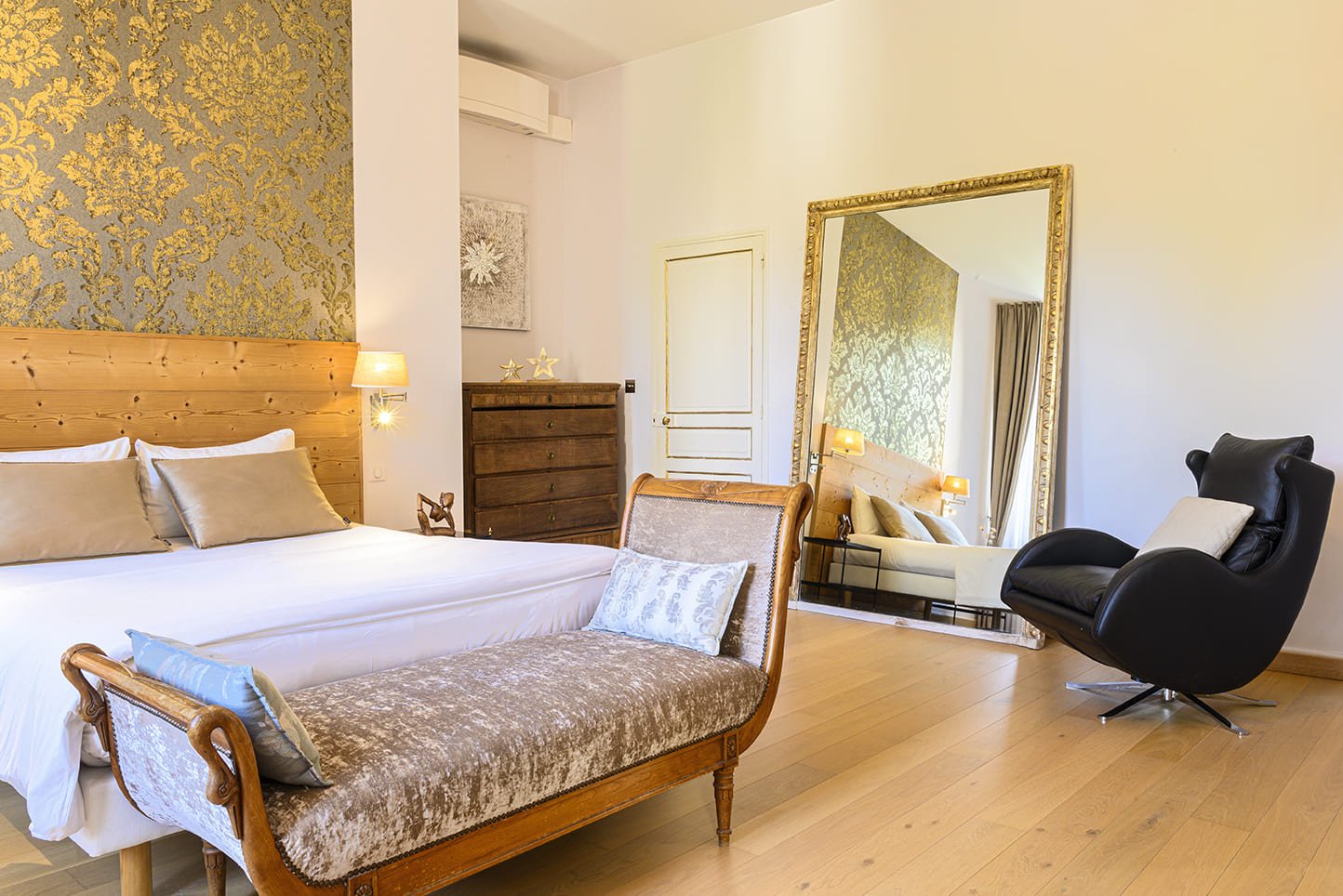 Chateau de Massillan Suite bathroom