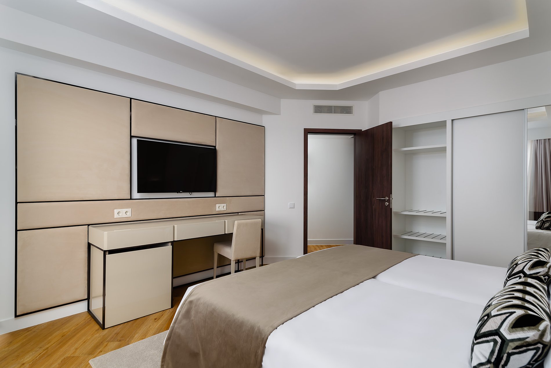 35aadf9b-742b-4bd7-8c19-b2c9fdf3e857