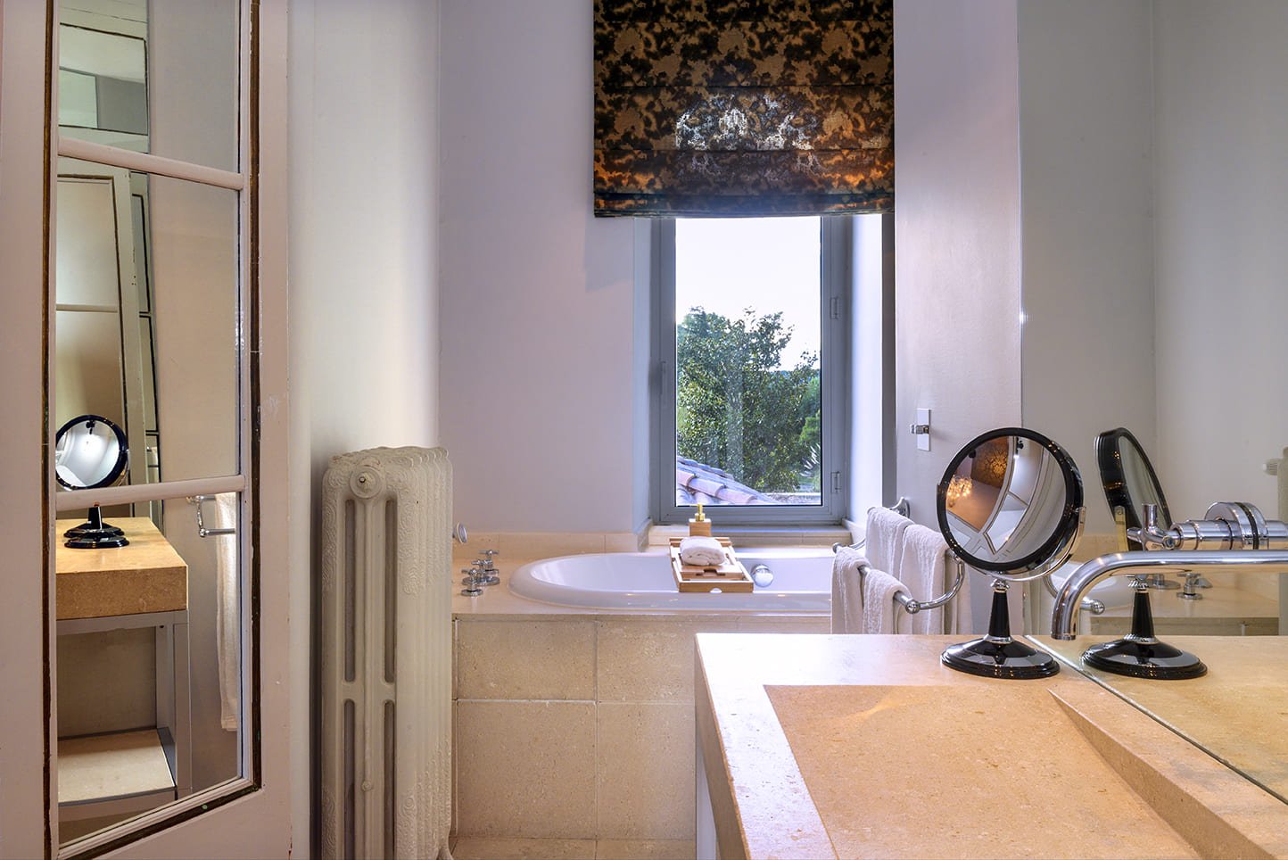 Chateau de Massillan Suite private terrace