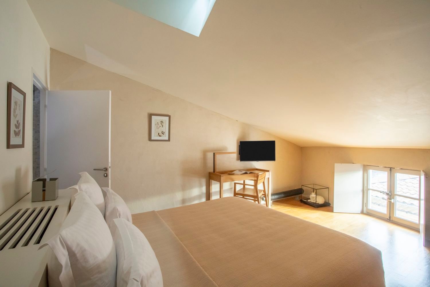 Hôtel de la Villeon | Chambre Confort | Lit