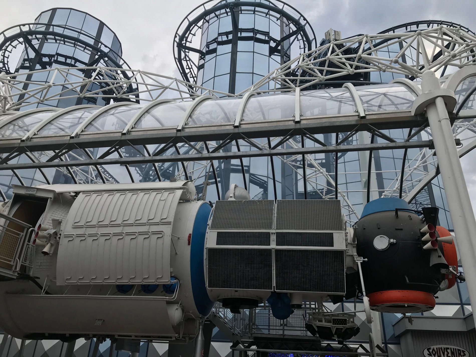 3905c528-6660-44a3-8ce9-1f60139af41e