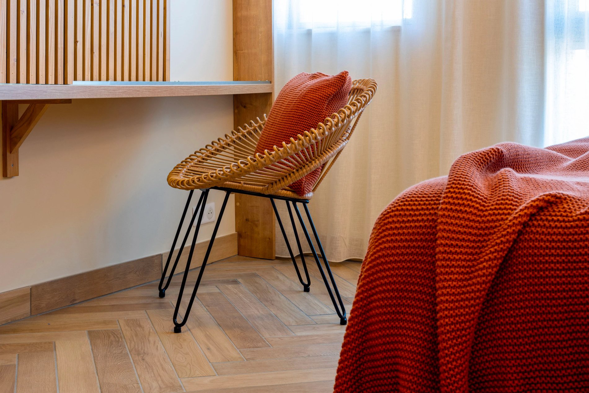 4051669a-e7b6-47b3-875f-60f322bc442c