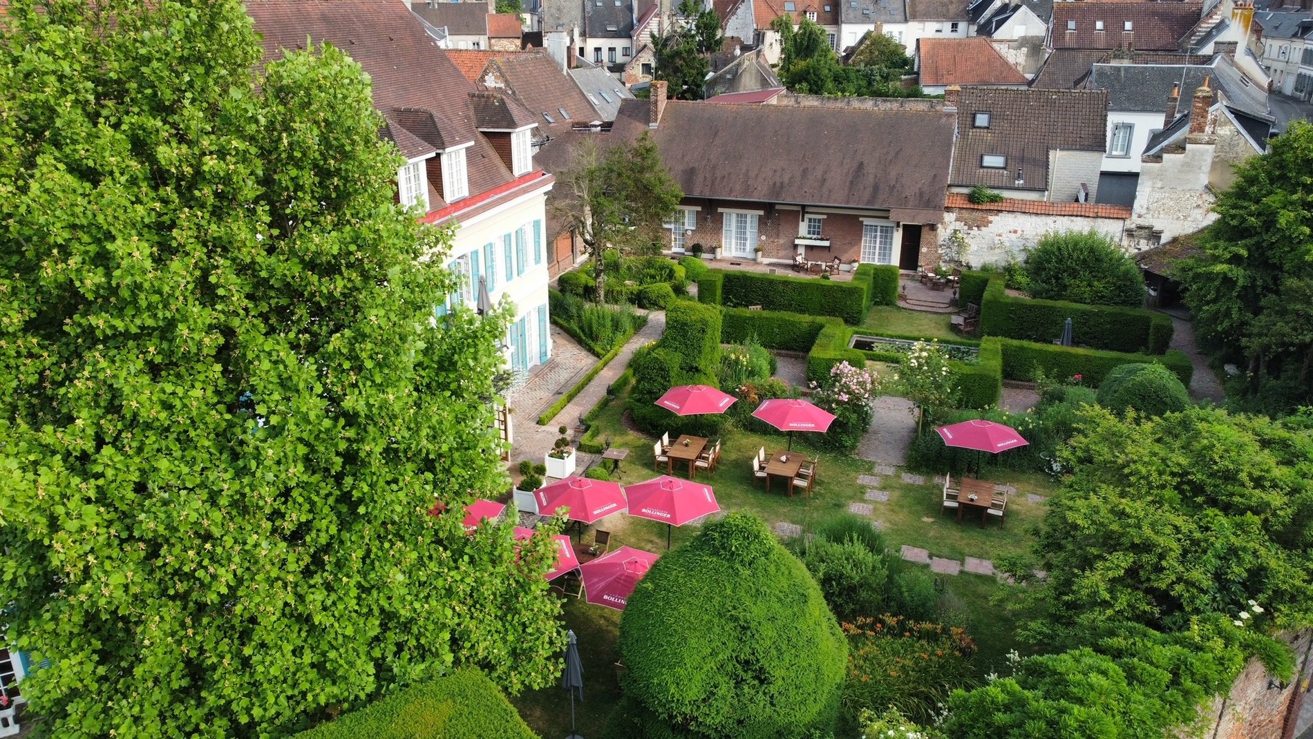 41866306-ba76-4de6-97f3-88dc765a9d8c