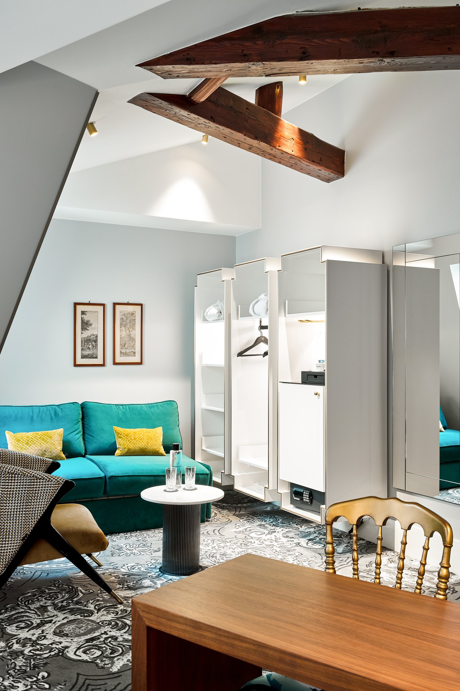 4d0ad04e-677e-4215-9836-f9a75d7dca6e