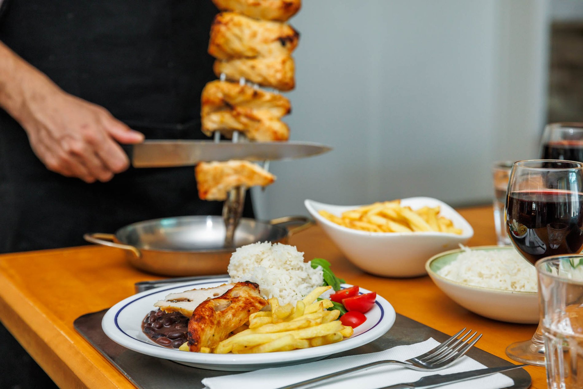 Brochette de viande au restaurant Taberna de l’Hôtel Jupiter Albufeira