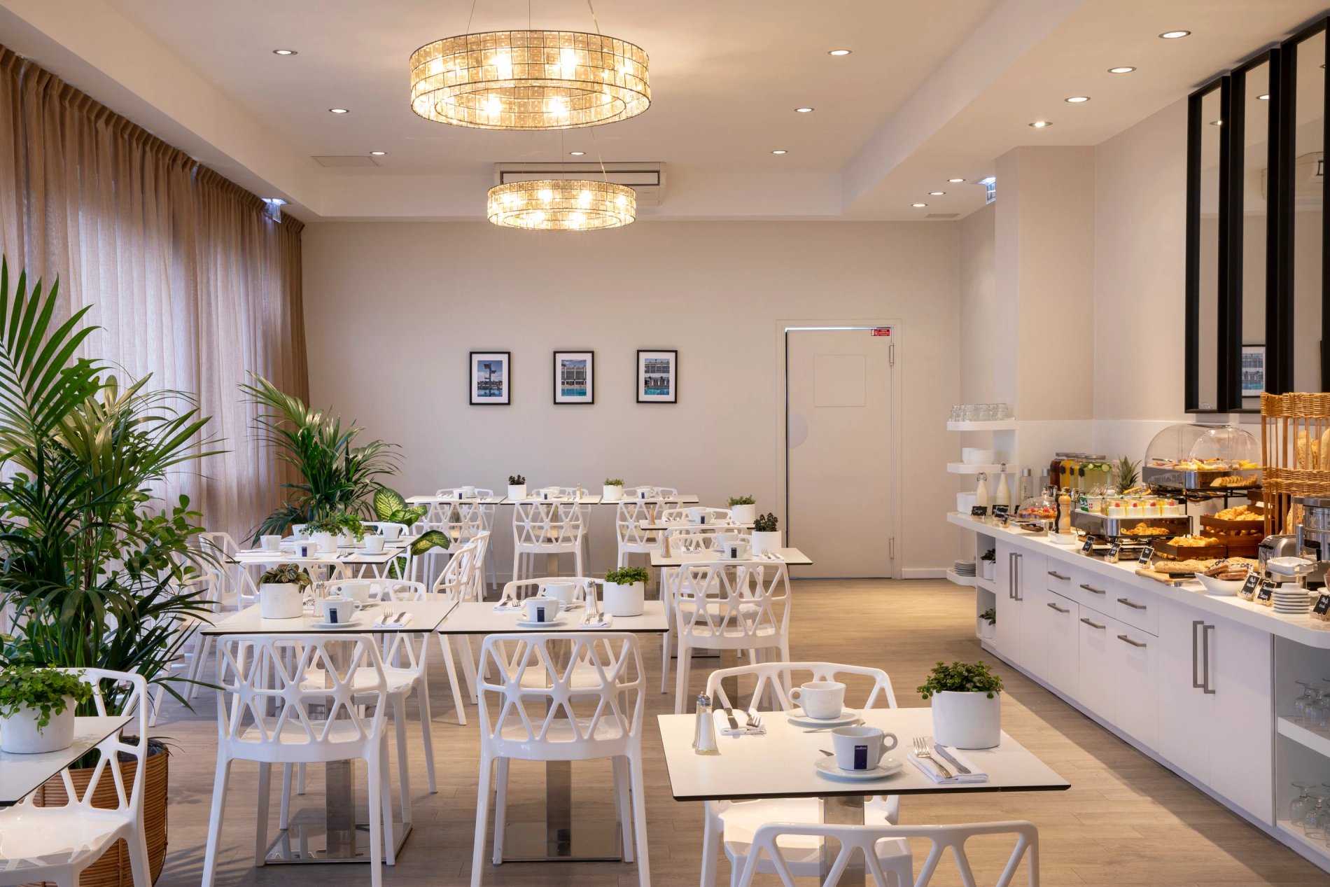 hotel du port nogent salle petit déjeuner buffet breakfast