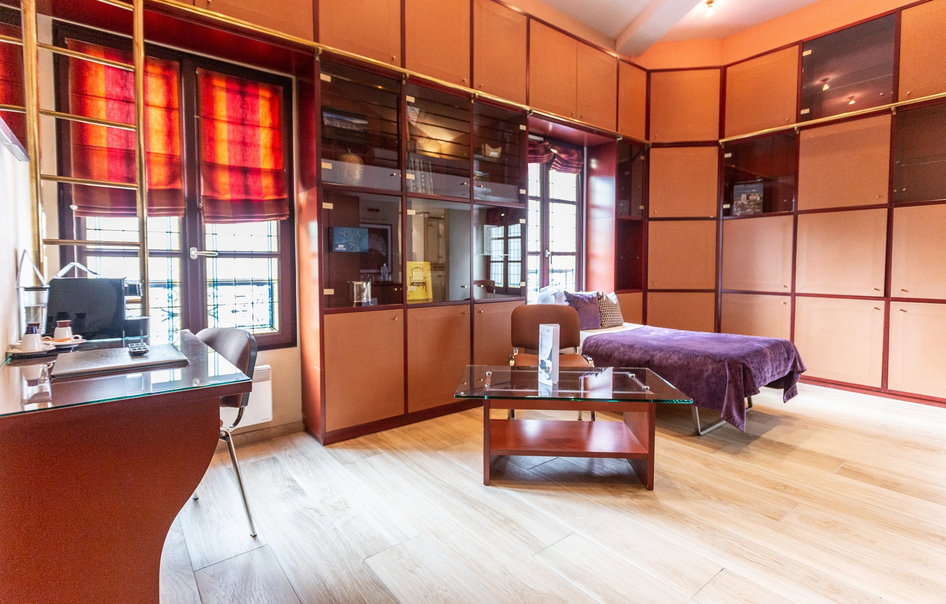 5cf12101-5f22-4c53-b335-dd0250de2bd7