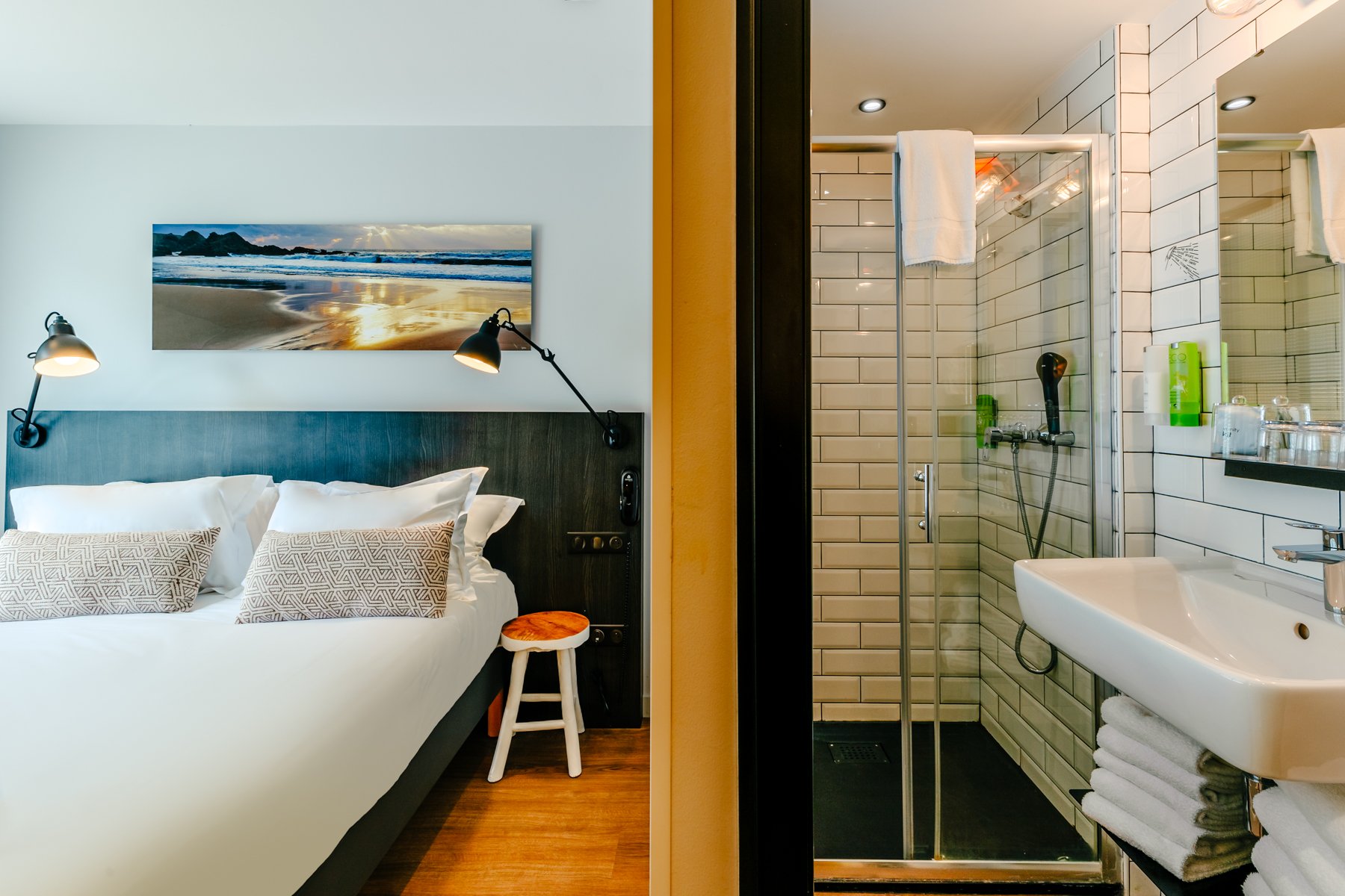 Le Cardinal | Country family room