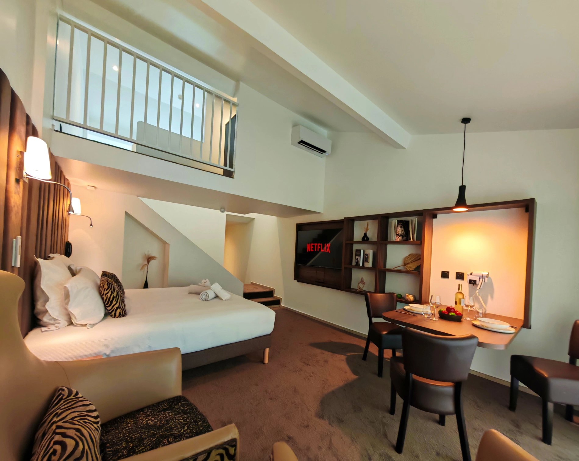 64c98d39-96eb-49ff-b332-6447466b16ae