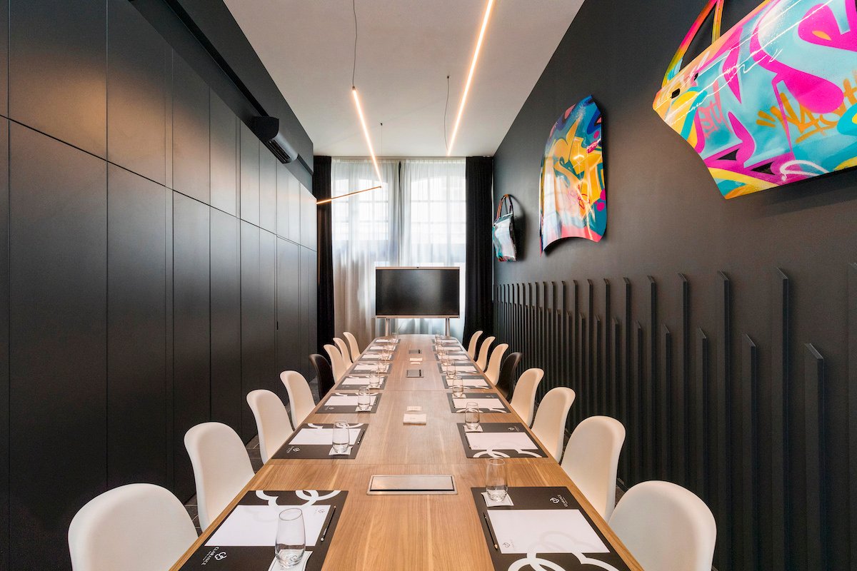 6cf6bc79-e6f2-4038-8f8f-5a489ed0062c