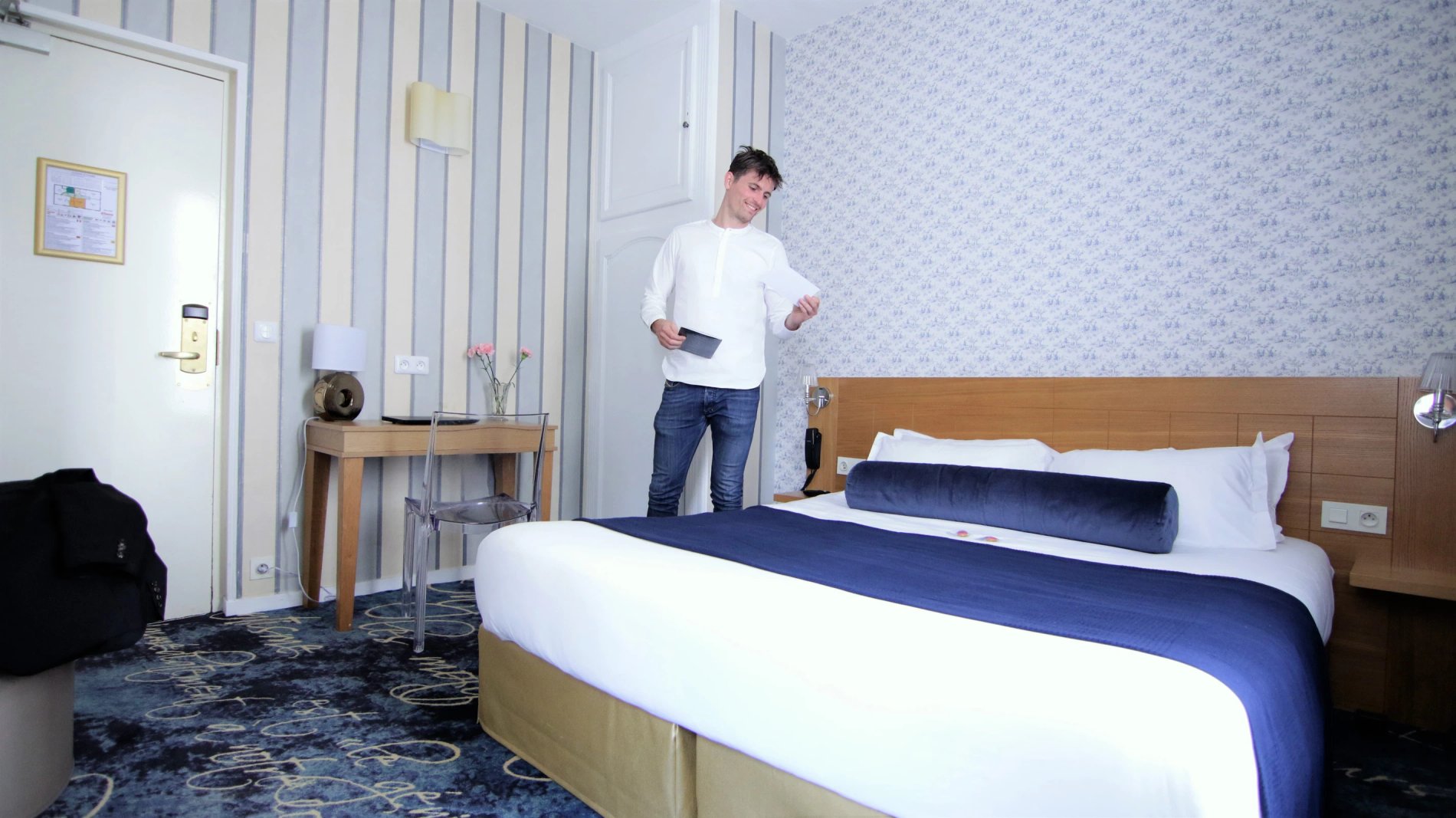 Welcoming and elegant room at Hotel Romance Malesherbes in Paris, perfect for a romantic stay.