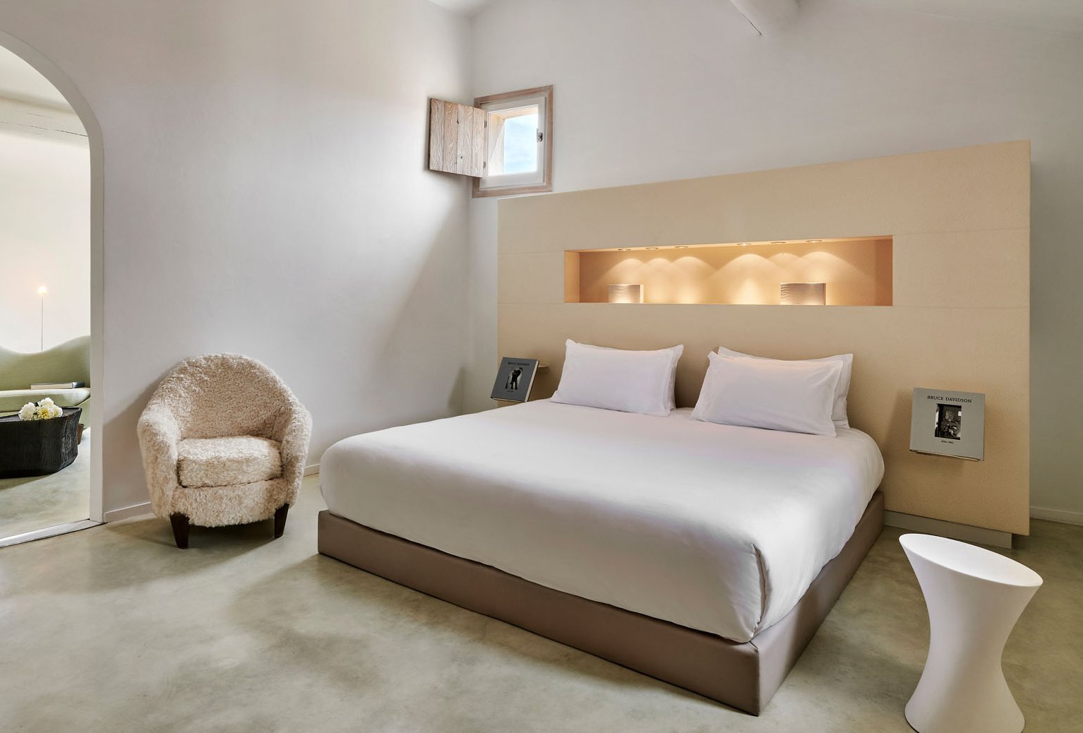 7274dc94-efd5-41a0-b81c-fc781b35d37f