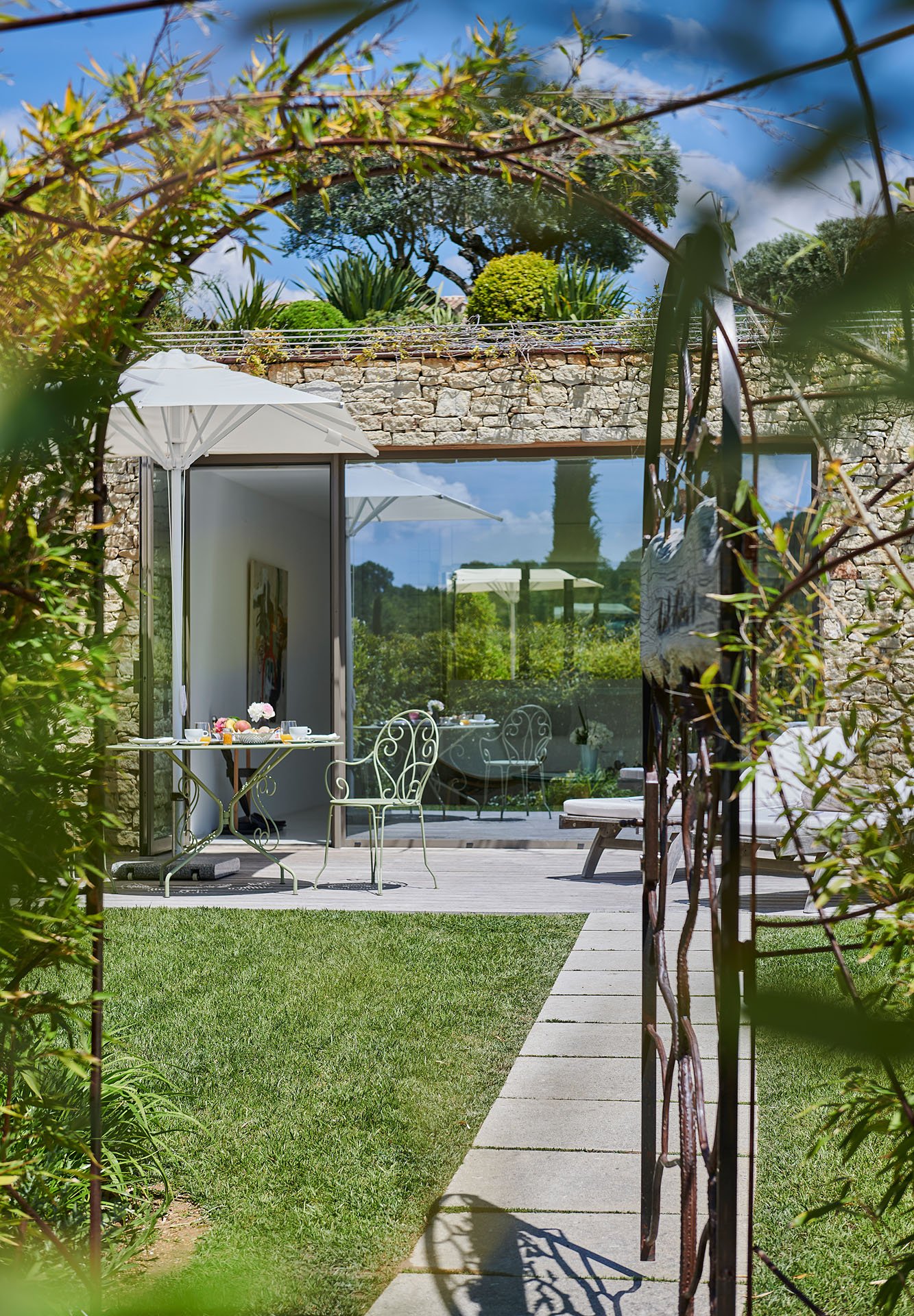 748c3c0f-4a40-43a8-bdfd-c708aab3e6ac