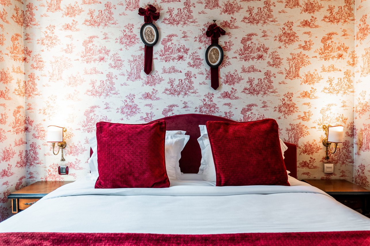 7c354802-1402-4ab8-bb18-b975117e2086