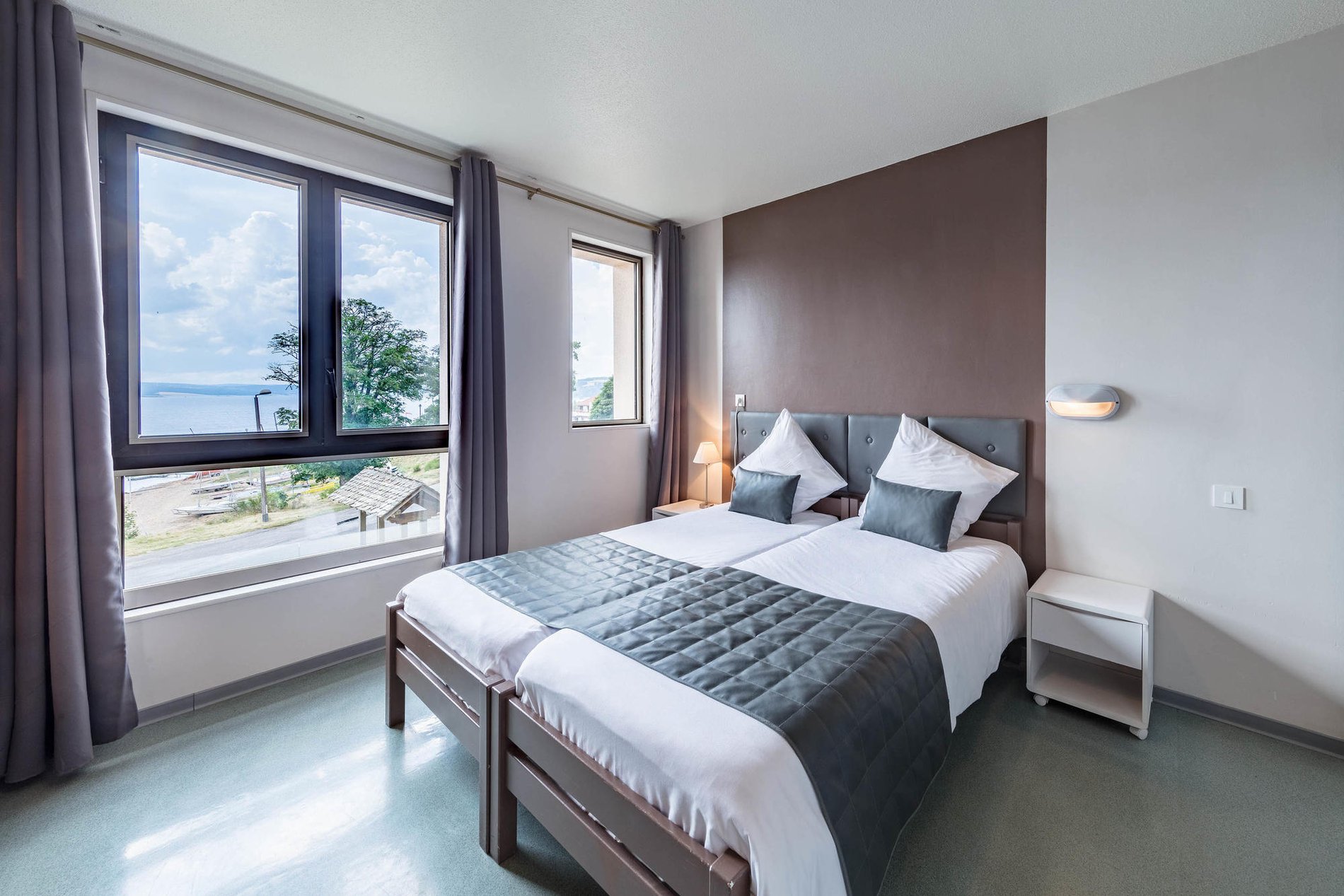 8c7884cc-40d2-4622-922d-f0ef6cbeb265