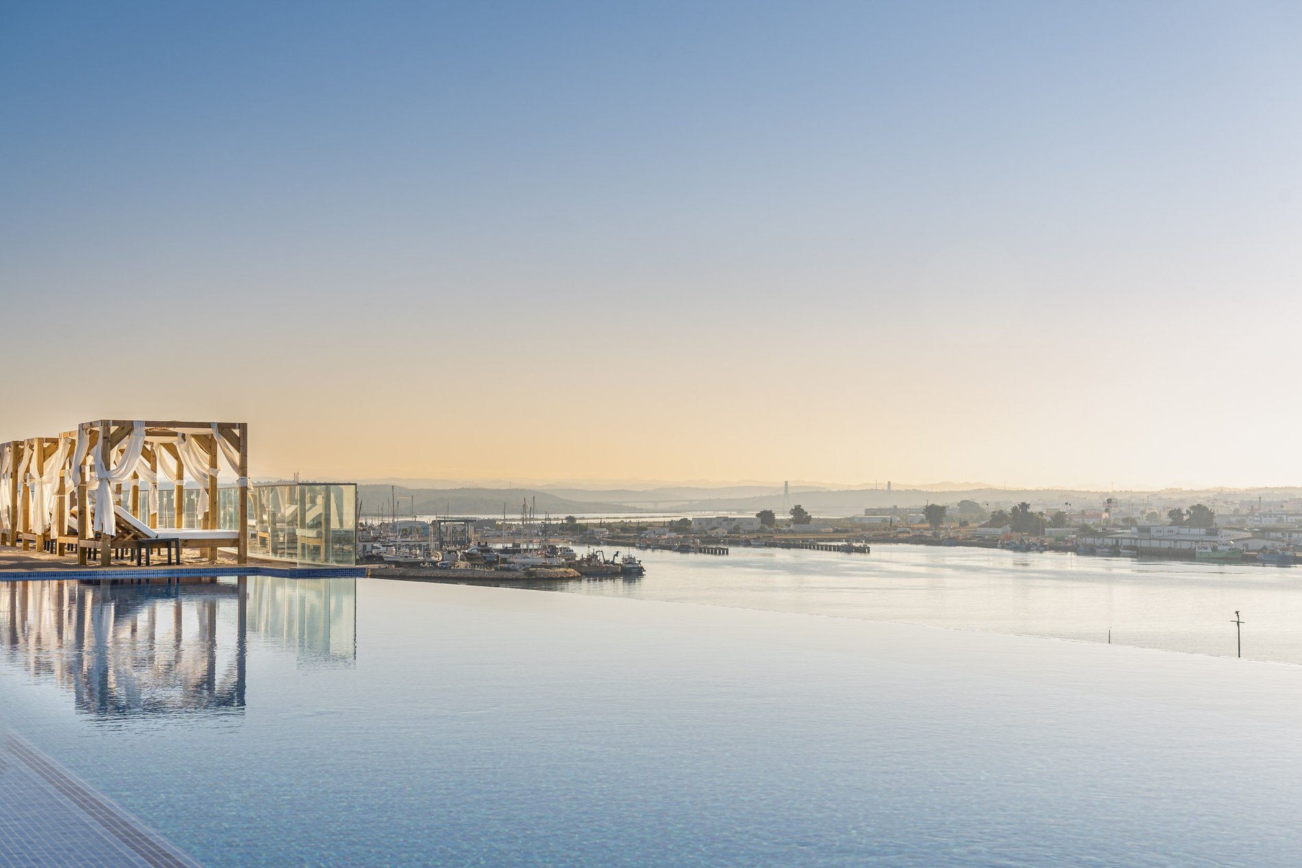 8f04ba90-a6f7-4bba-8a1e-d98843e27d5d