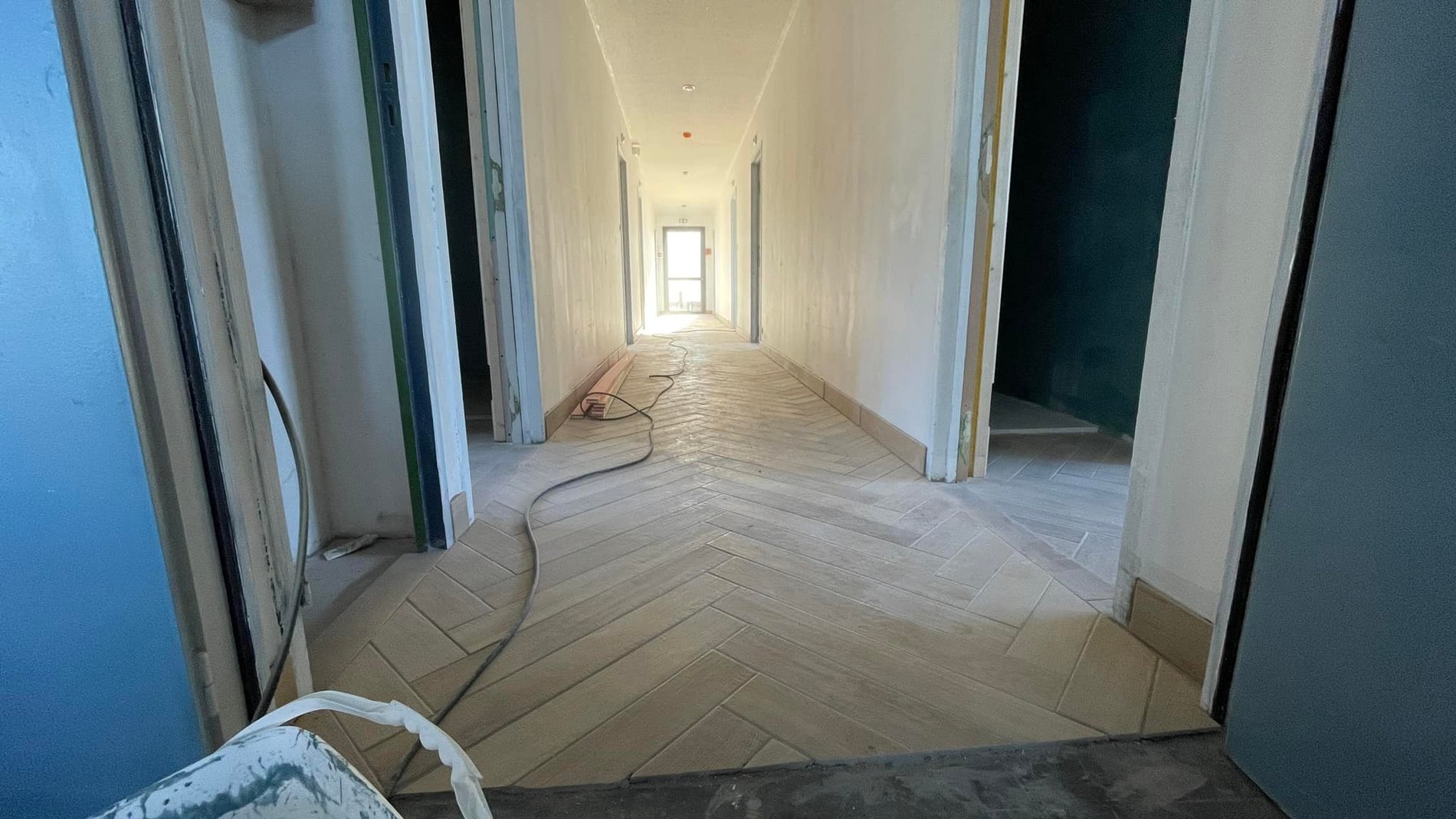 9745b3ae-d467-4cfa-ae93-6baad0e2a9a1