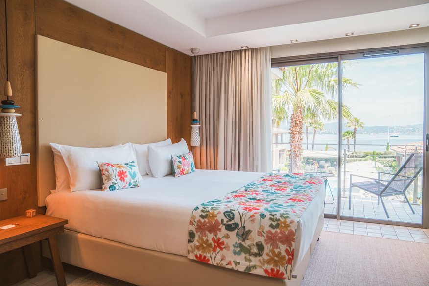 97ebd0f9-0e4c-4101-bebe-1b53f10d5c5e