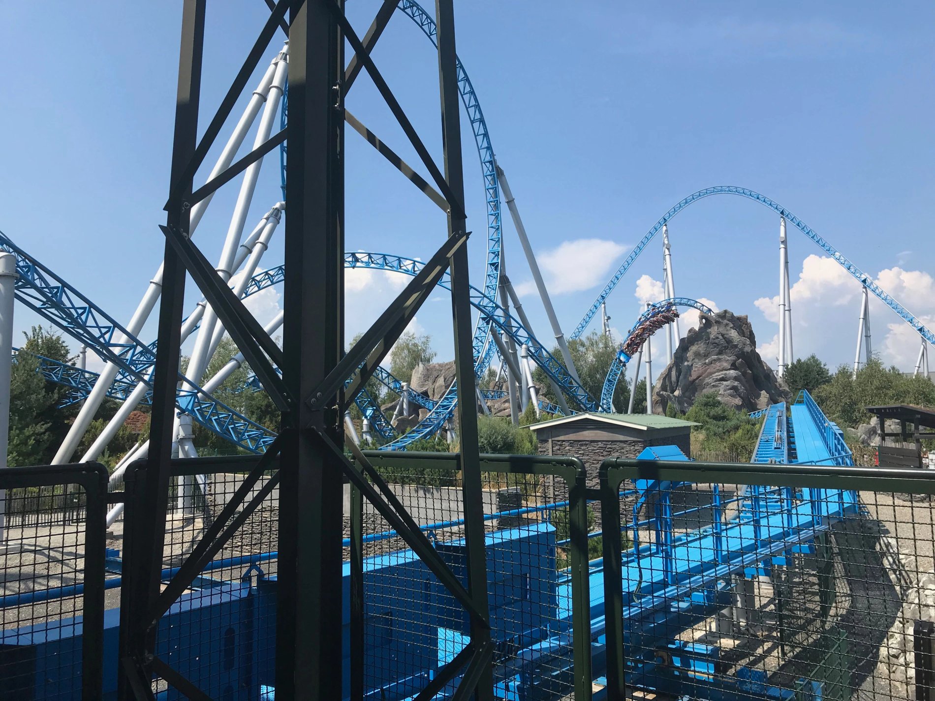 9a907ad8-337b-4f5d-84e8-a1e9bd27ba8f