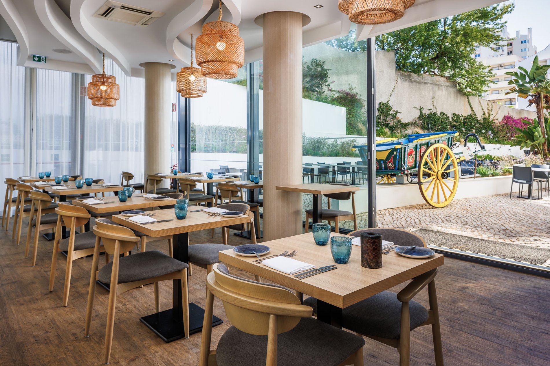 9ca3a3ad-5c42-46e6-a298-c06ef722f1a0