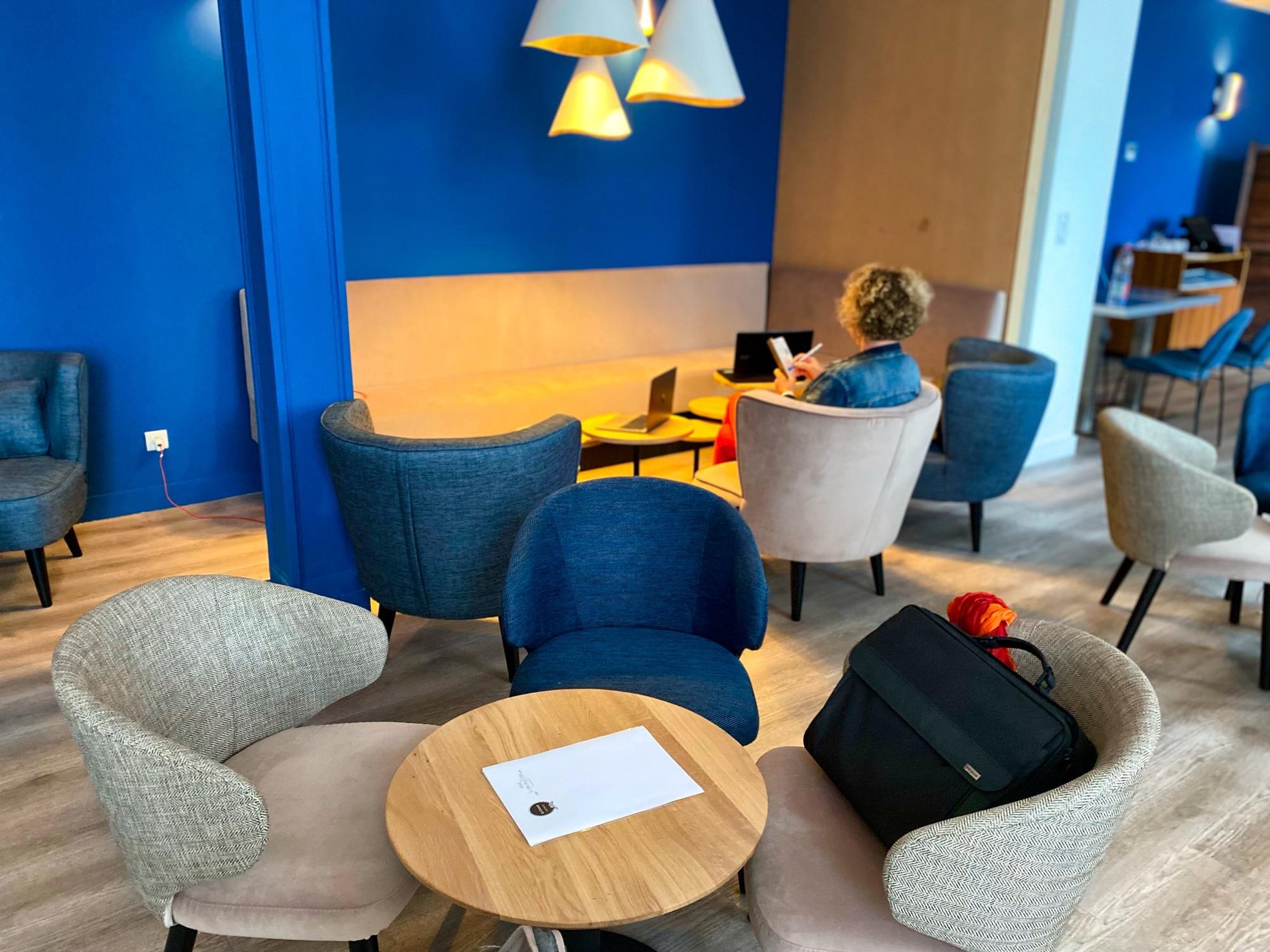 9f637567-3169-4c30-9c6f-576053a24bd3