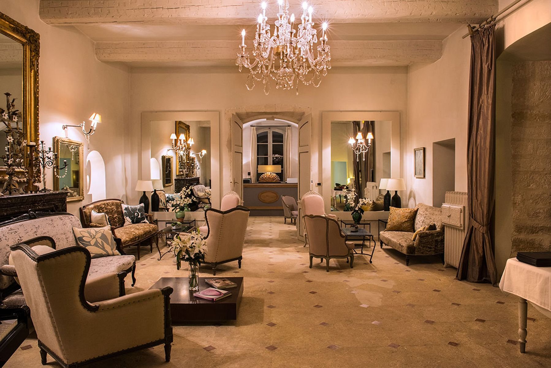 Château de Massillan | Séjour Insolite Vaucluse