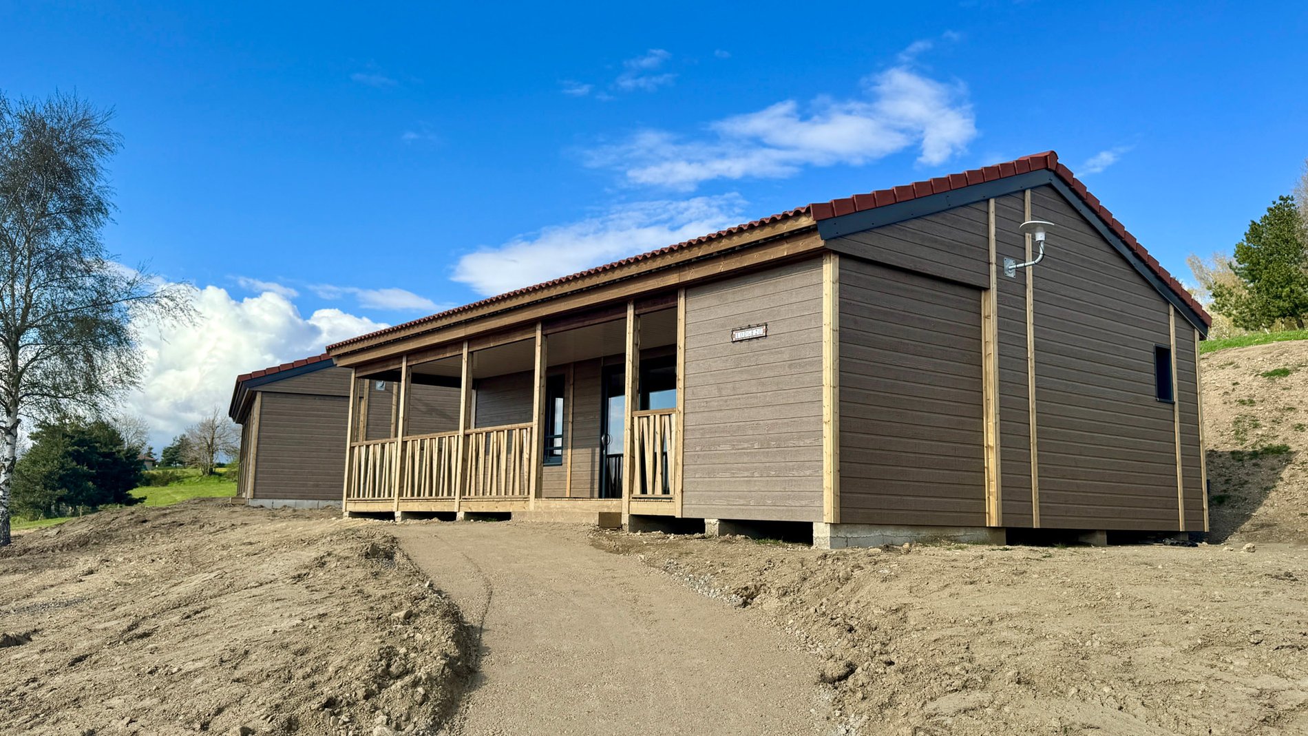 ac4ff2d1-b77b-4aa5-9ceb-7257f6868dab