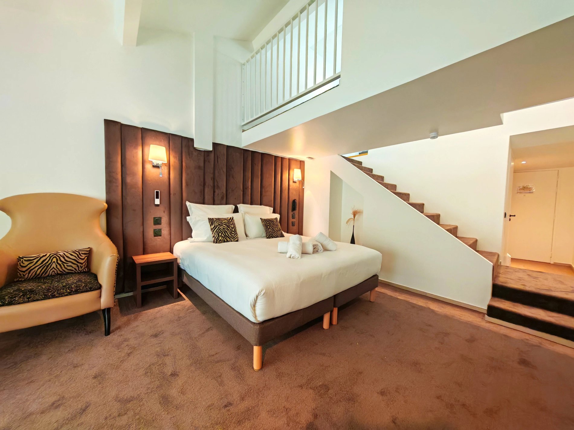 aef6fff5-6a31-4c65-b7da-c98e527454b9