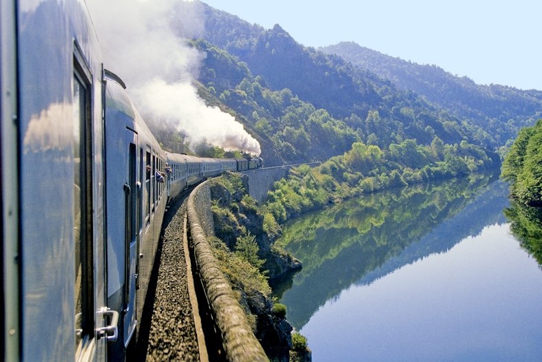 b37ba06b-3b4a-46ef-819b-597696d4f602