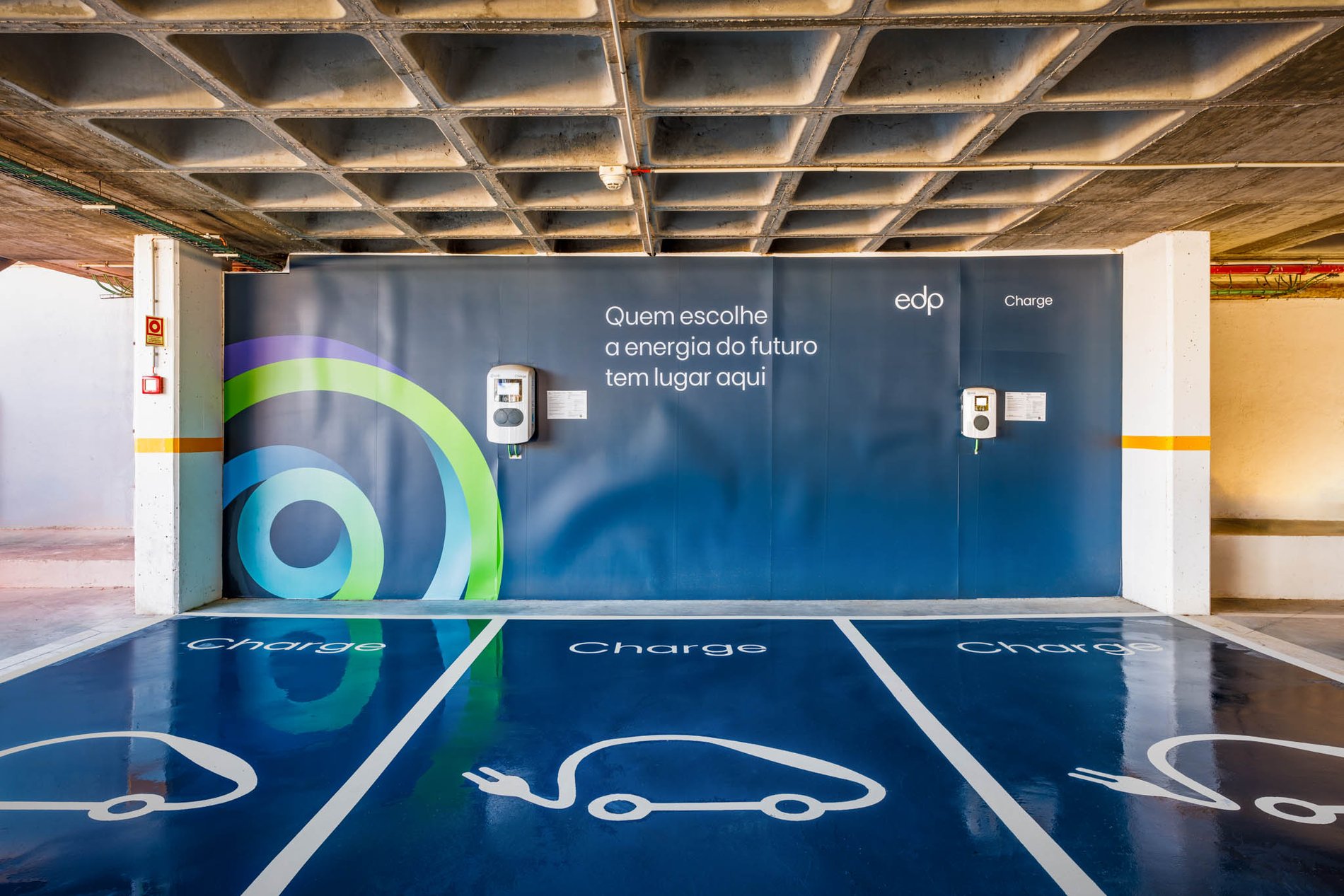 b48d74d5-16d9-4c44-8857-27d84b0f6779