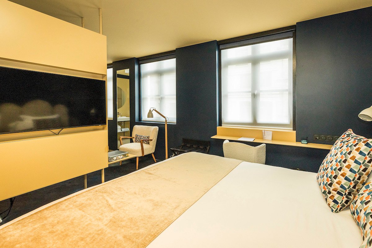 b494356a-f7f0-428e-9be5-41abd5b821df