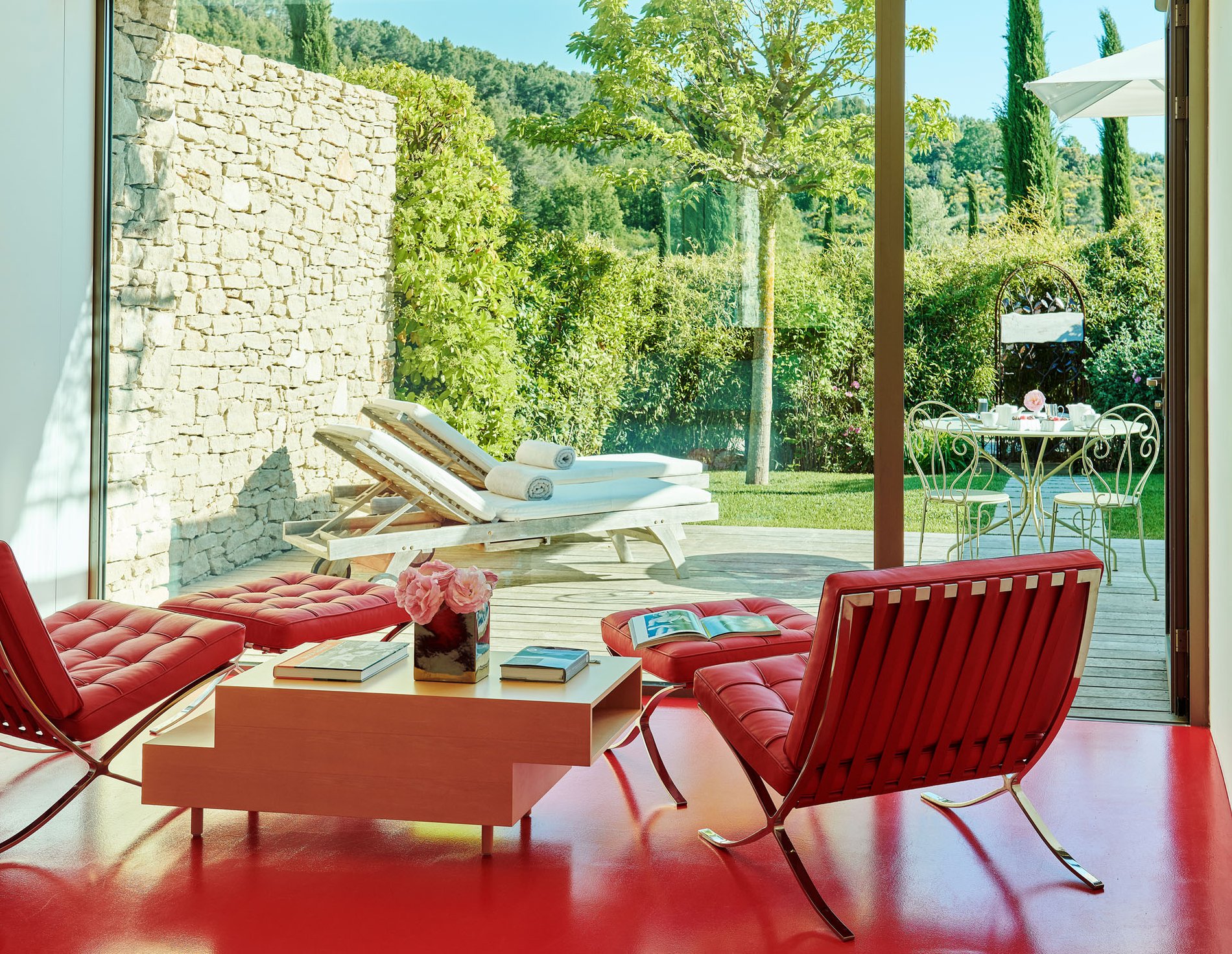 b80655de-f057-400a-800a-61b9dfdda35e