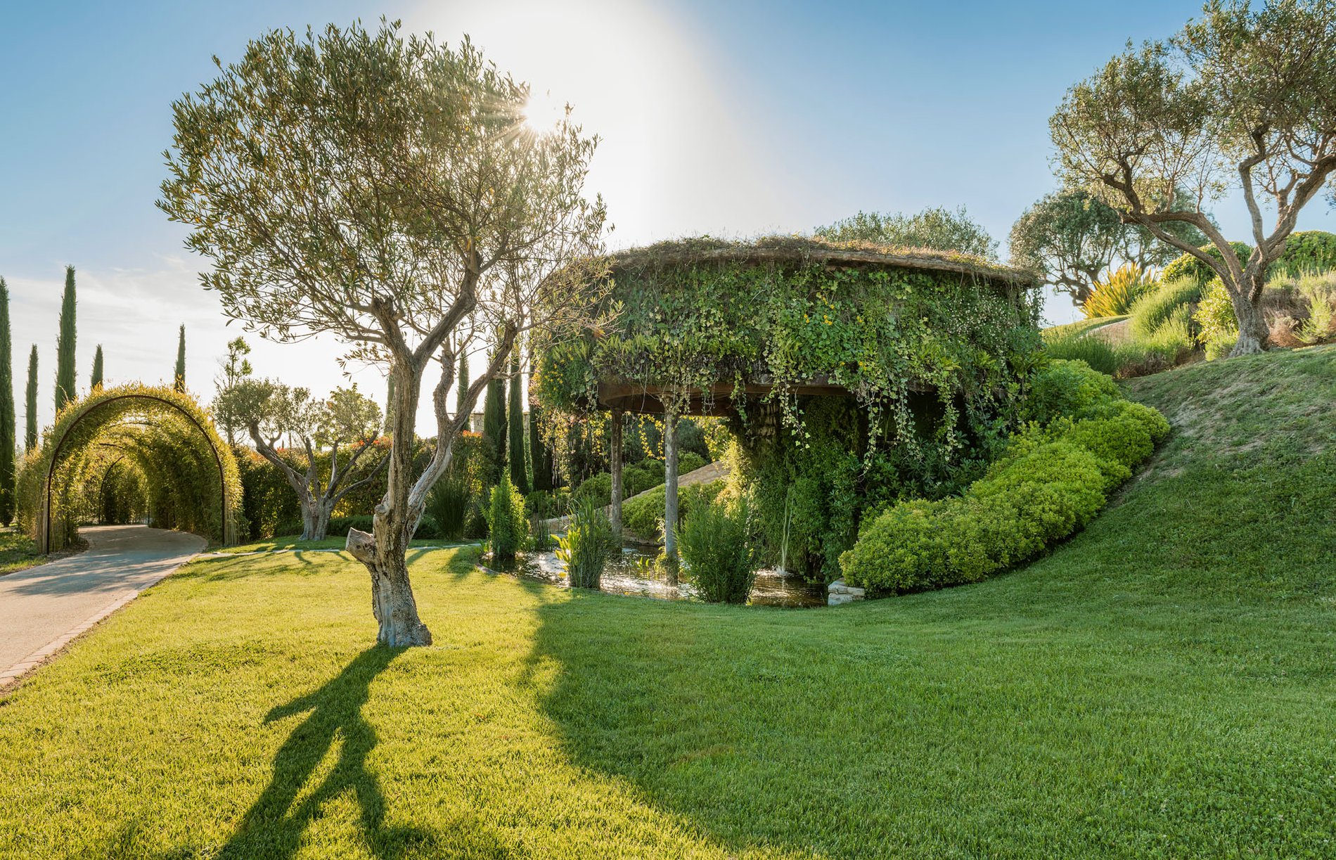 b96039e6-c1e4-4621-923a-8683ad03ca11