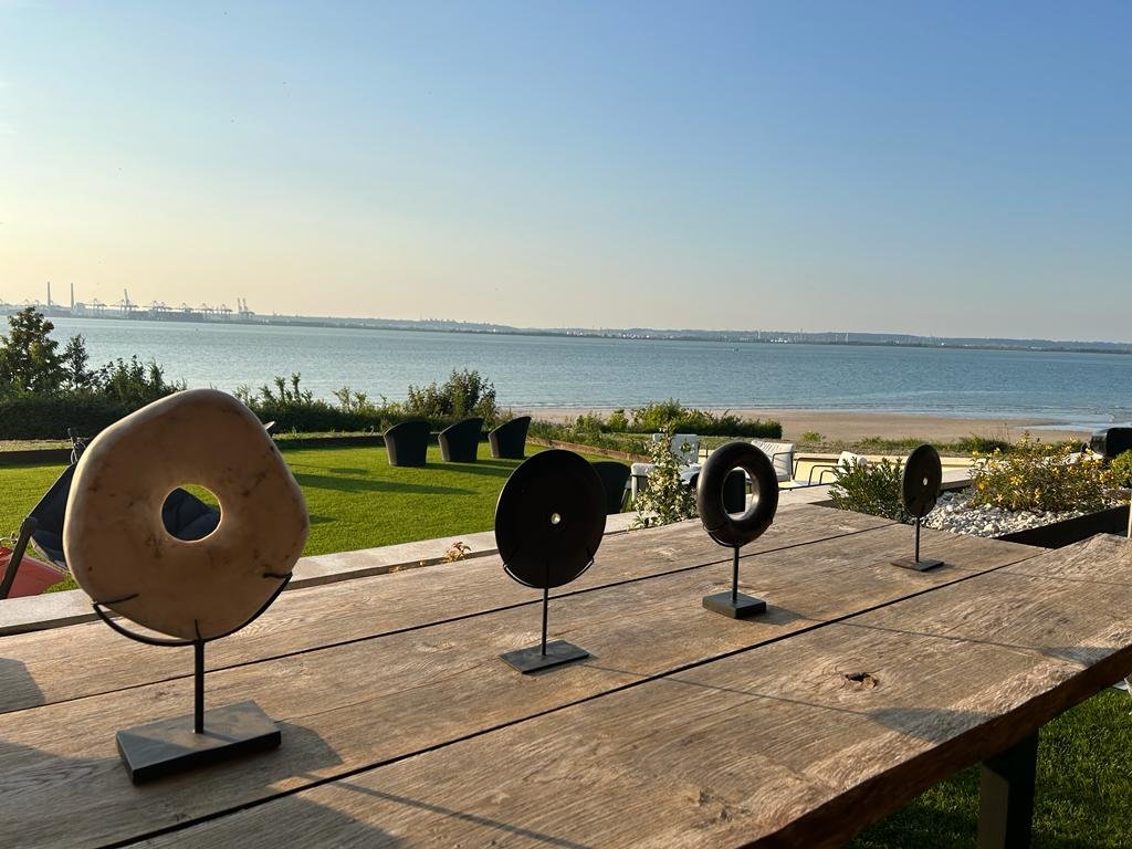 bd473ca9-094d-40a8-b8ae-0a73b9216255