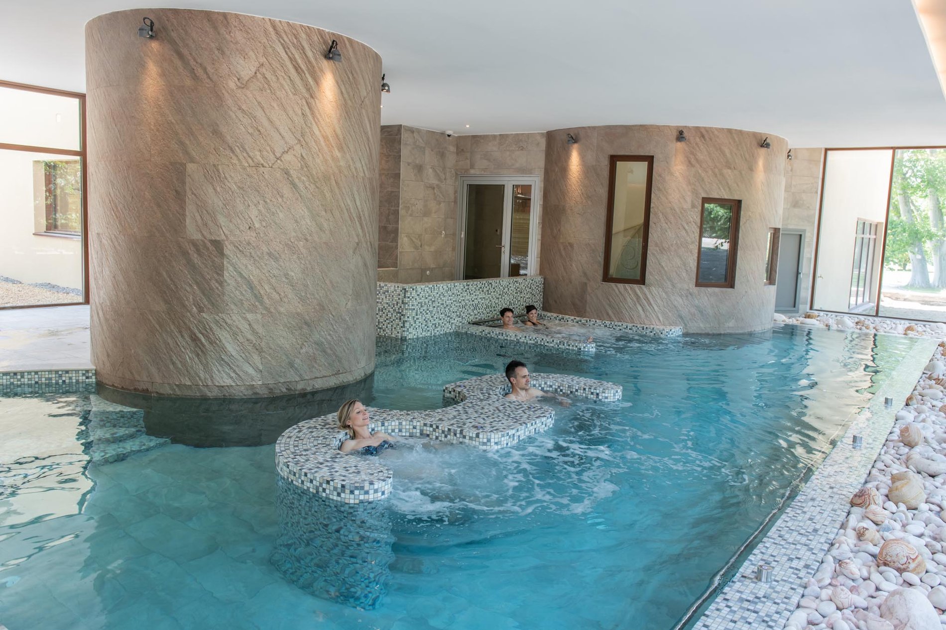 c1483b5f-75d2-4c9d-8298-5327cc1590d2