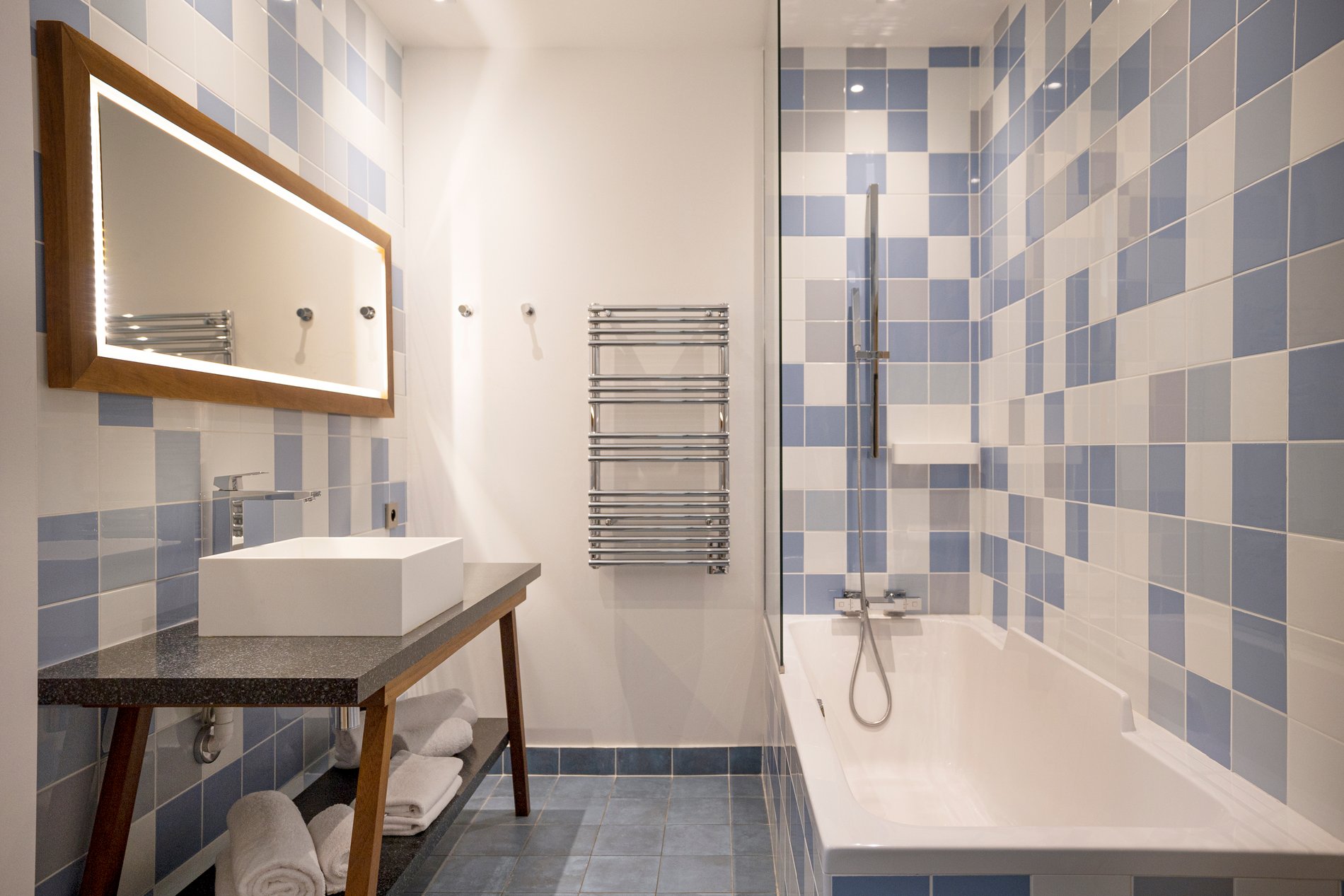 c4f8e5ab-04f4-438f-8754-082ce82312b2