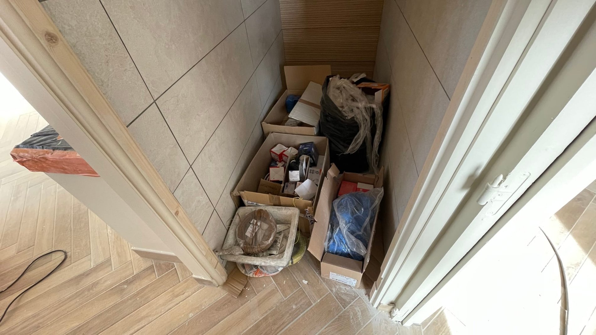 c78aa4ca-60db-4840-8fc4-2e3e8304a34b