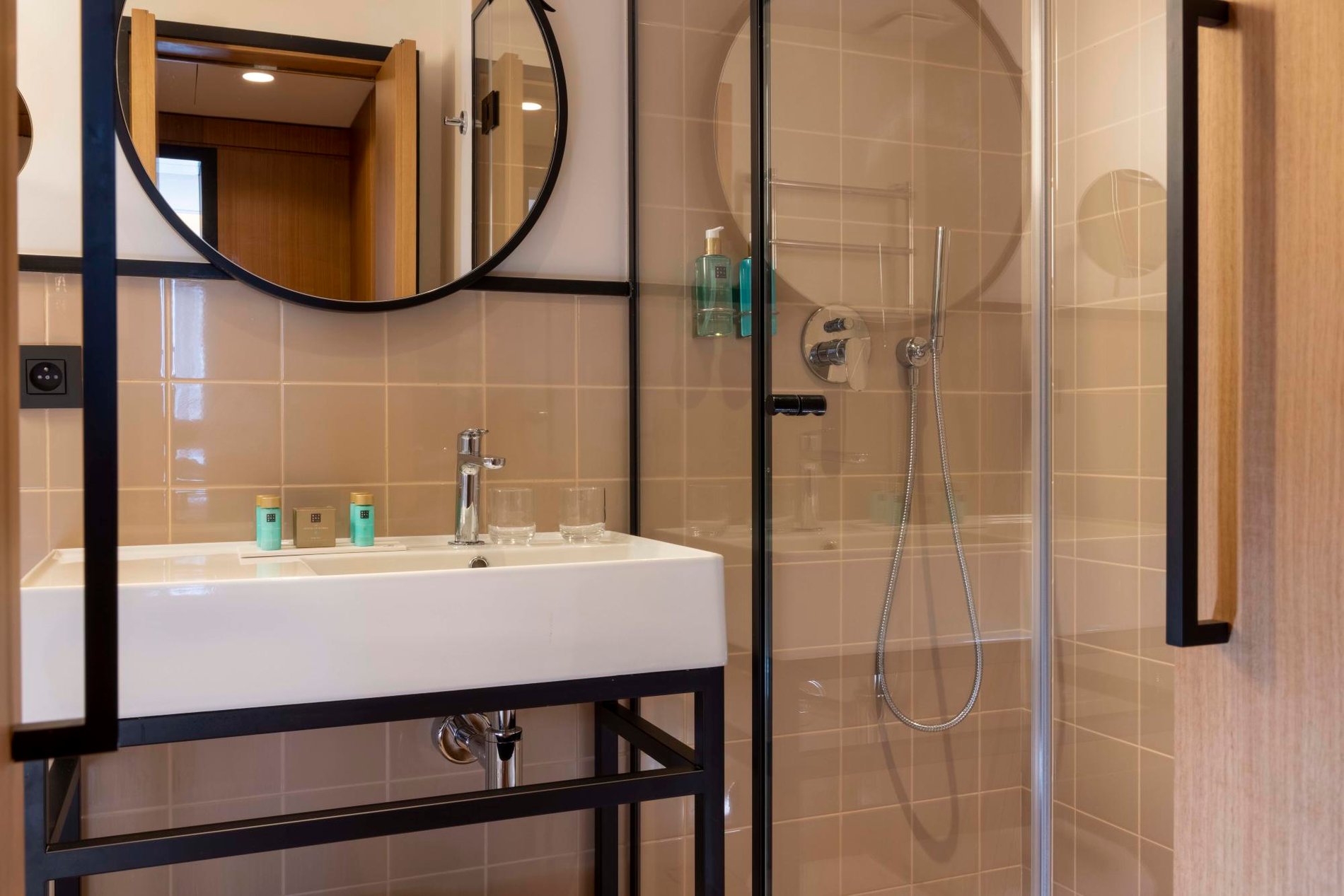 Hôtel Le 37 bis | Chambre Prestige salle de bain
