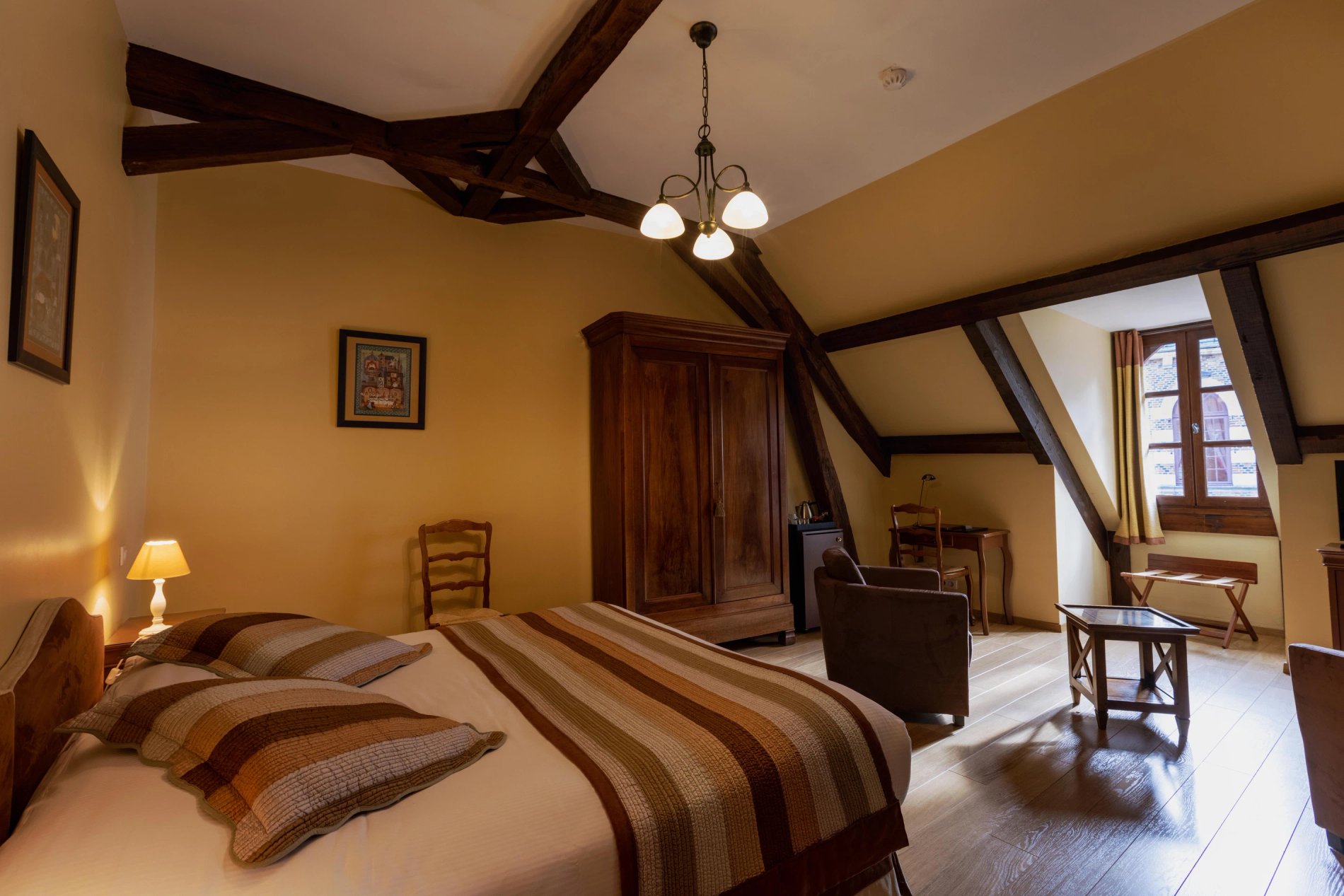 Chambre 11 - Chateau de Maulmont