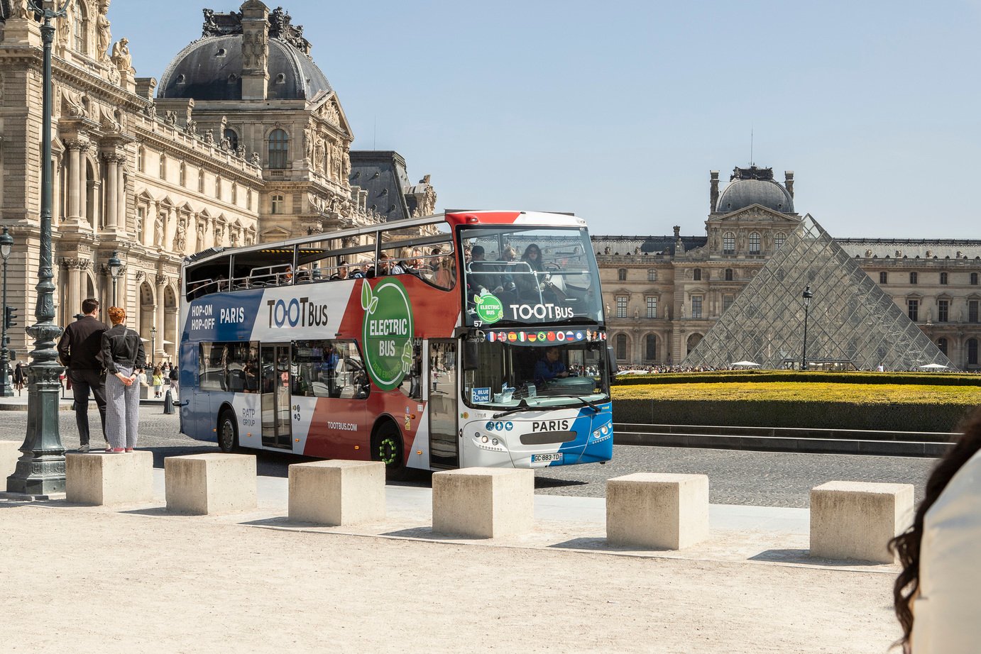 Unique activities in Paris with Tootbus and Machefert Group