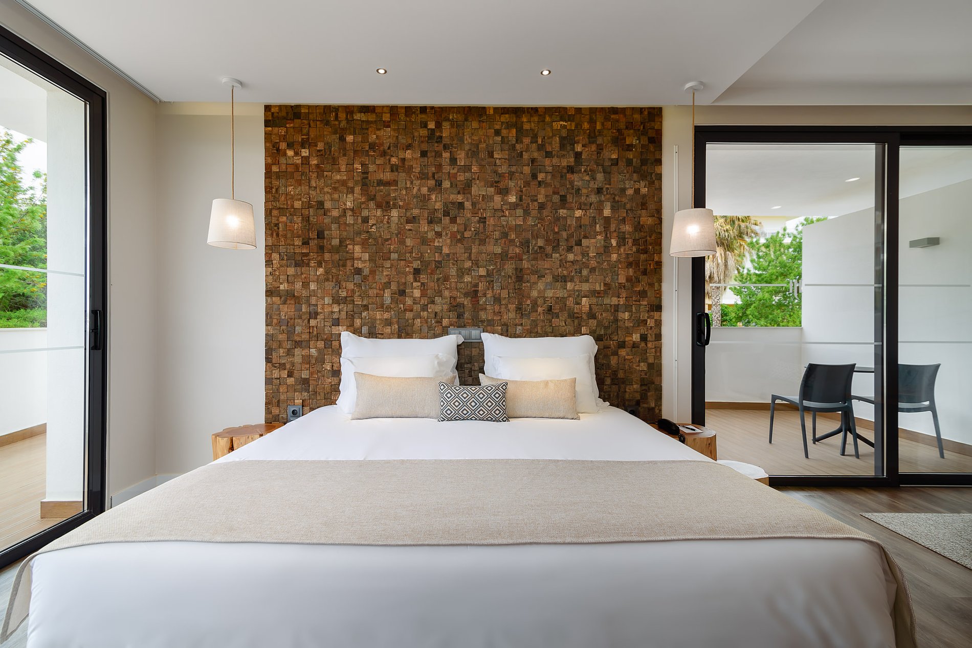 d4a26c0c-e50e-4f24-aaf3-ef92e72f53b8