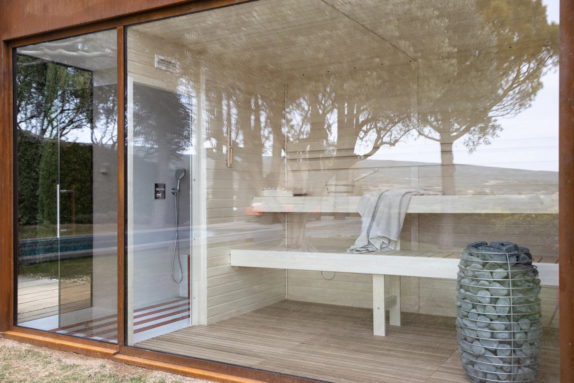 d4b0993e-1e80-47d4-aa09-1bf0a2159510