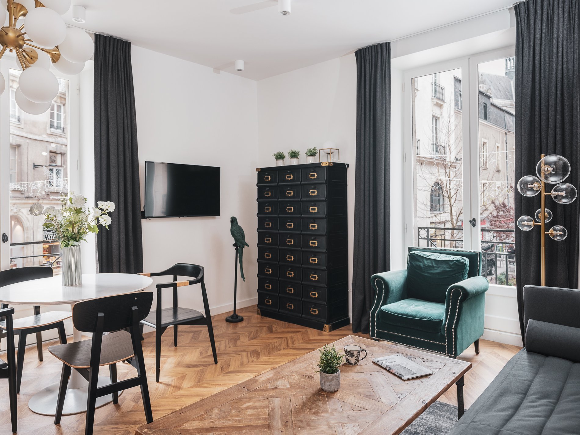 d5596fb4-bf6b-4725-97e3-a16c954827b4