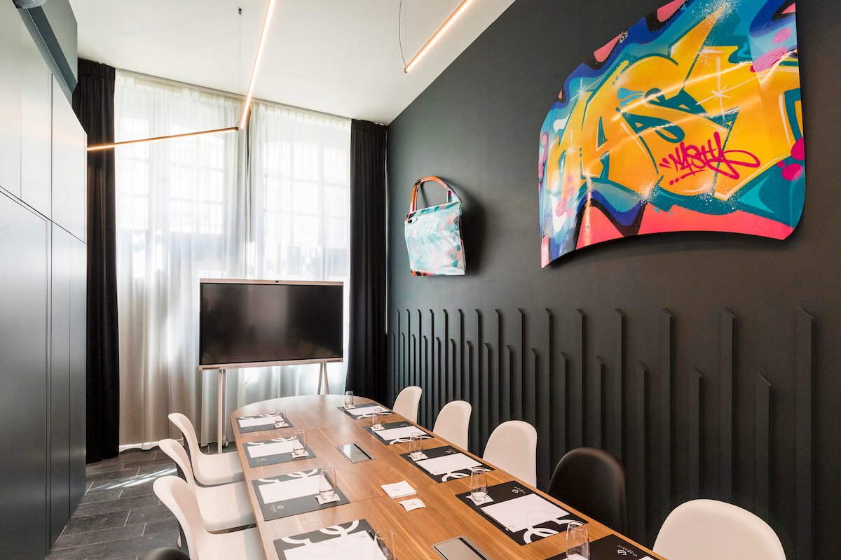 db4a95d6-7eb9-4f2c-baf2-fad7eea19bd1